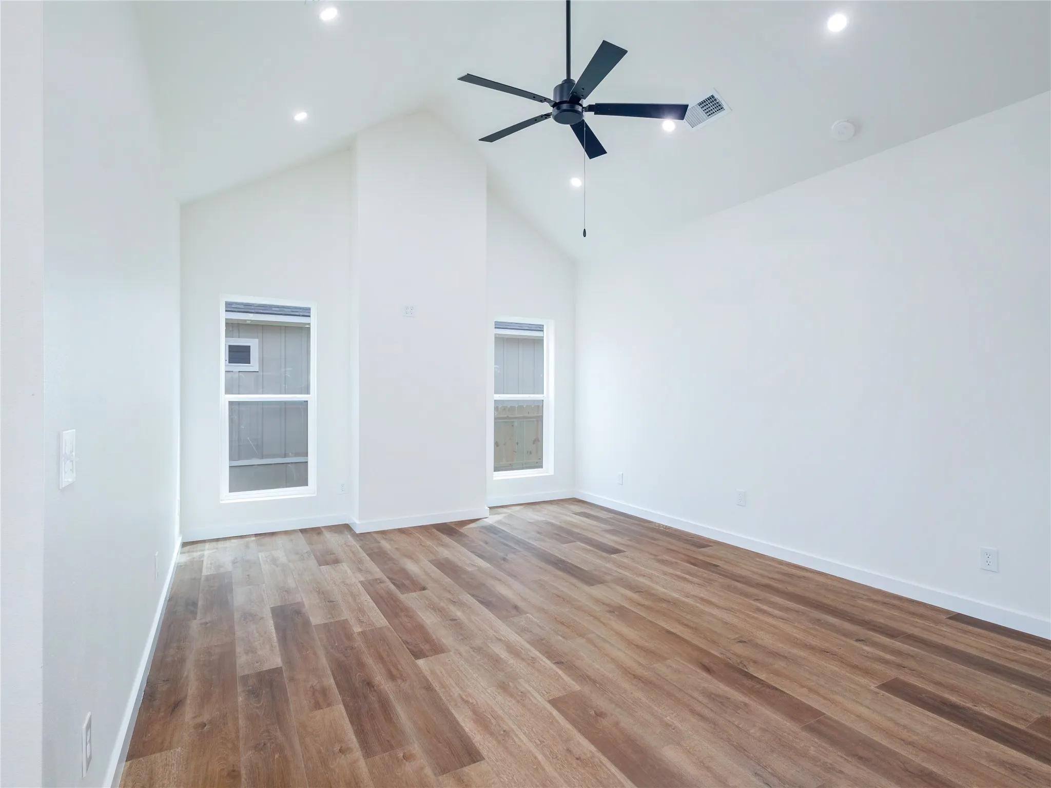Single Family Residence For Sale in Brown County , 2904 Avenue D, Brownwood, Texas 76801, 3 Bedroom, 2 Bathroom, Garage spaces, 1,284 Sqft, built in 2026, mls#21305347, Real Estate Agent in Brownwood, Homes For Sale in Brown county, Homes For Sale in Brownwood, Realtor in Brownwood Texas, Real Estate Brokerage Independent Realty Texas, Luminita Cordes Realtor
