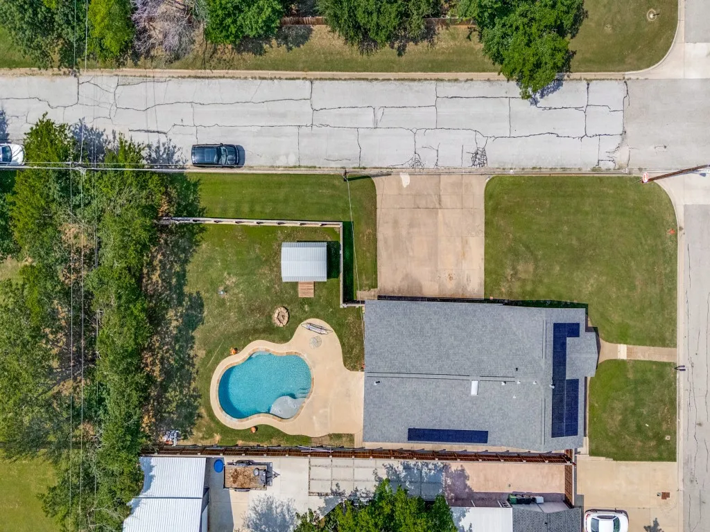 Single Family Residence For Sale in Tarrant County , 7041 Payte Lane, North Richland Hills, Texas 76182, 4 Bedroom, 3 Bathroom, 2 Garage spaces, 1,659 Sqft, built in 1971, mls#21305603, Real Estate Agent in North Richland Hills, Homes For Sale in Tarrant county, Homes For Sale in North Richland Hills, Realtor in North Richland Hills Texas, Real Estate Brokerage Independent Realty Texas, Luminita Cordes Realtor