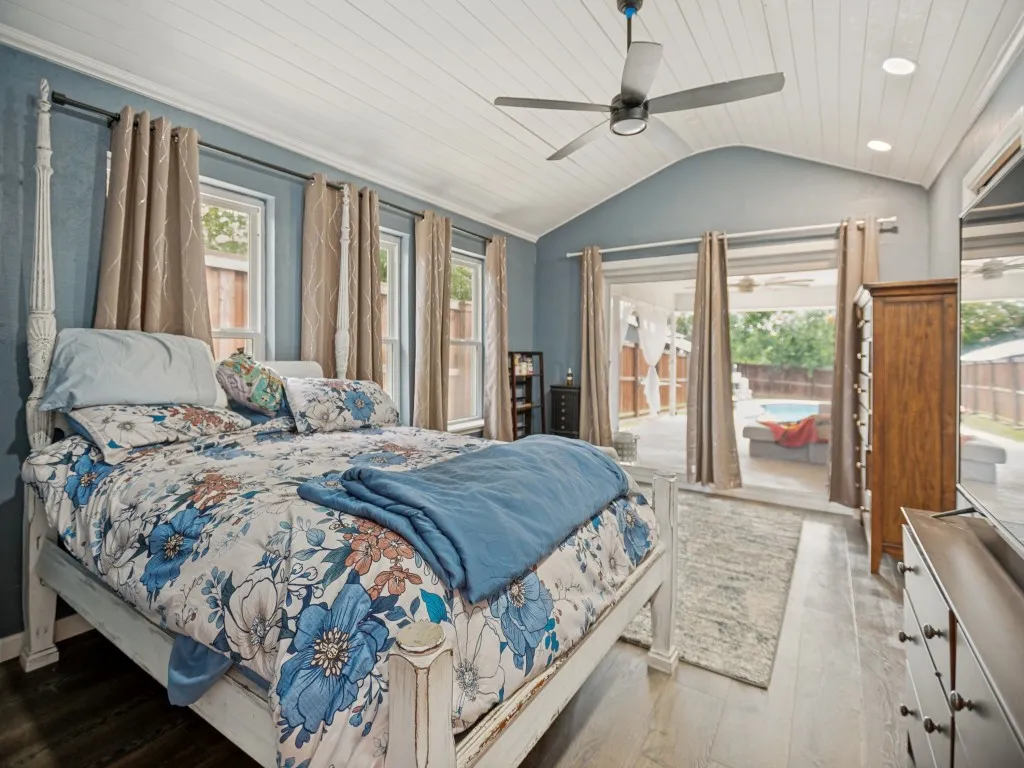 Single Family Residence For Sale in Tarrant County , 7041 Payte Lane, North Richland Hills, Texas 76182, 4 Bedroom, 3 Bathroom, 2 Garage spaces, 1,659 Sqft, built in 1971, mls#21305603, Real Estate Agent in North Richland Hills, Homes For Sale in Tarrant county, Homes For Sale in North Richland Hills, Realtor in North Richland Hills Texas, Real Estate Brokerage Independent Realty Texas, Luminita Cordes Realtor