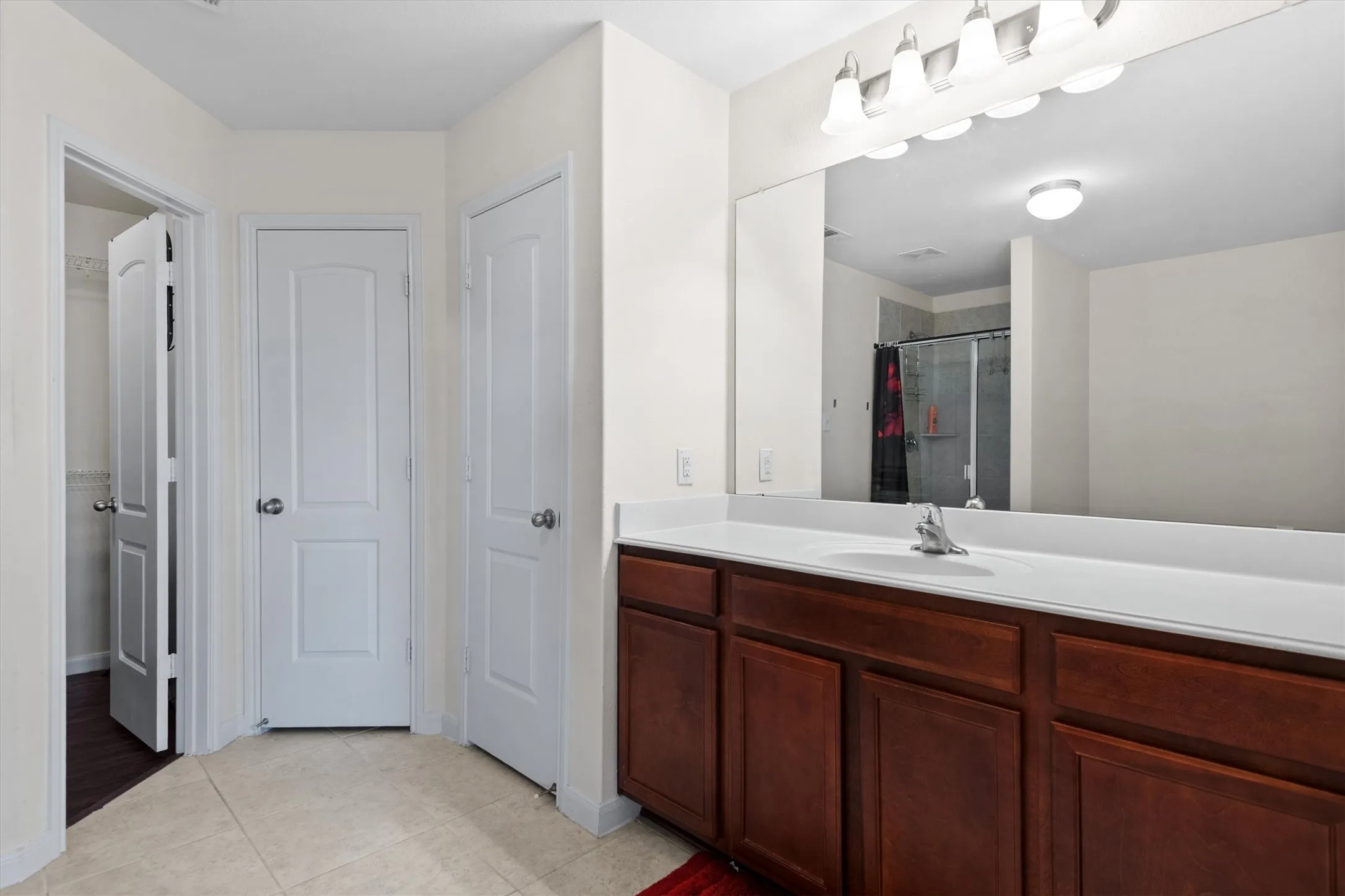 Single Family Residence For Sale in Tarrant County , 4129 Tower Lane, Crowley, Texas 76036, 3 Bedroom, 2 Bathroom, 2 Garage spaces, 1,520 Sqft, built in 2015, mls#21305617, Real Estate Agent in Crowley, Homes For Sale in Tarrant county, Homes For Sale in Crowley, Realtor in Crowley Texas, Real Estate Brokerage Independent Realty Texas, Luminita Cordes Realtor