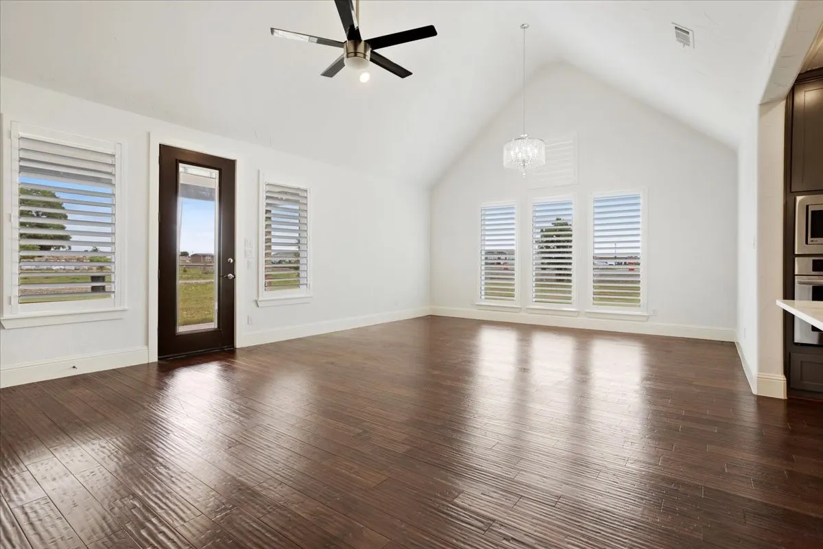 Single Family Residence For Sale in Collin County , 10505 Clark Court, Princeton, Texas 75407, 4 Bedroom, 3 Bathroom, 3 Garage spaces, 2,816 Sqft, built in 2021, mls#21303422, Real Estate Agent in Princeton, Homes For Sale in Collin county, Homes For Sale in Princeton, Realtor in Princeton Texas, Real Estate Brokerage Independent Realty Texas, Luminita Cordes Realtor