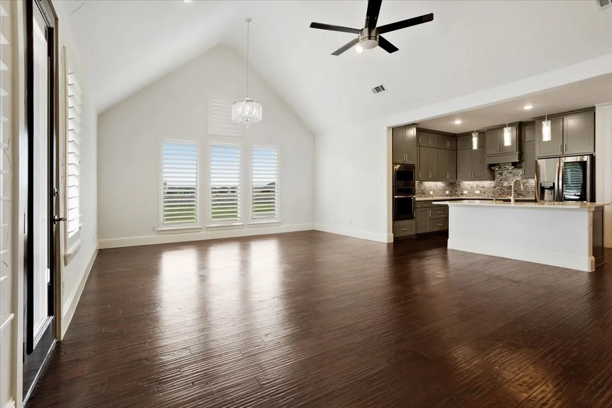 Single Family Residence For Sale in Collin County , 10505 Clark Court, Princeton, Texas 75407, 4 Bedroom, 3 Bathroom, 3 Garage spaces, 2,816 Sqft, built in 2021, mls#21303422, Real Estate Agent in Princeton, Homes For Sale in Collin county, Homes For Sale in Princeton, Realtor in Princeton Texas, Real Estate Brokerage Independent Realty Texas, Luminita Cordes Realtor