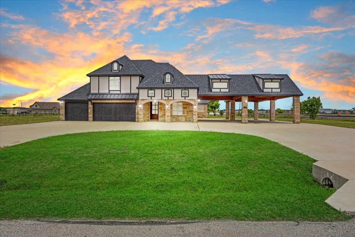 Single Family Residence For Sale in Collin County , 10505 Clark Court, Princeton, Texas 75407, 4 Bedroom, 3 Bathroom, 3 Garage spaces, 2,816 Sqft, built in 2021, mls#21303422, Real Estate Agent in Princeton, Homes For Sale in Collin county, Homes For Sale in Princeton, Realtor in Princeton Texas, Real Estate Brokerage Independent Realty Texas, Luminita Cordes Realtor