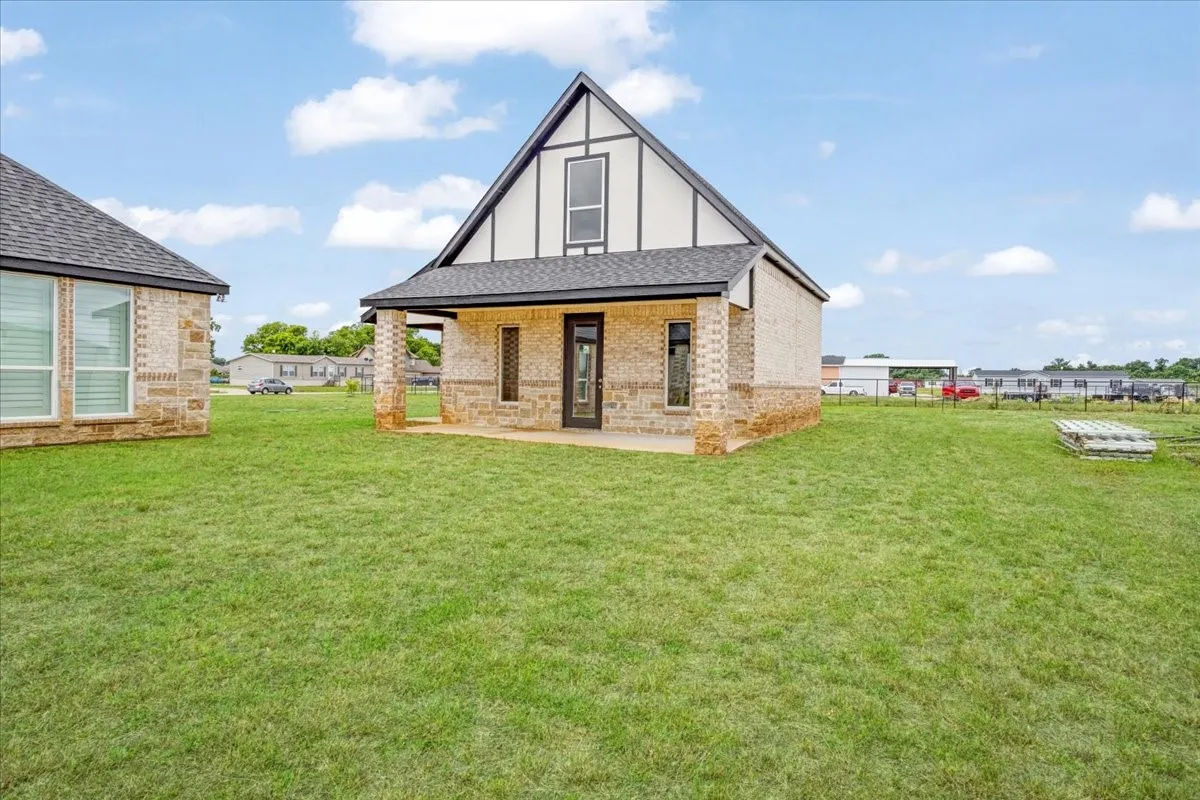 Single Family Residence For Sale in Collin County , 10505 Clark Court, Princeton, Texas 75407, 4 Bedroom, 3 Bathroom, 3 Garage spaces, 2,816 Sqft, built in 2021, mls#21303422, Real Estate Agent in Princeton, Homes For Sale in Collin county, Homes For Sale in Princeton, Realtor in Princeton Texas, Real Estate Brokerage Independent Realty Texas, Luminita Cordes Realtor