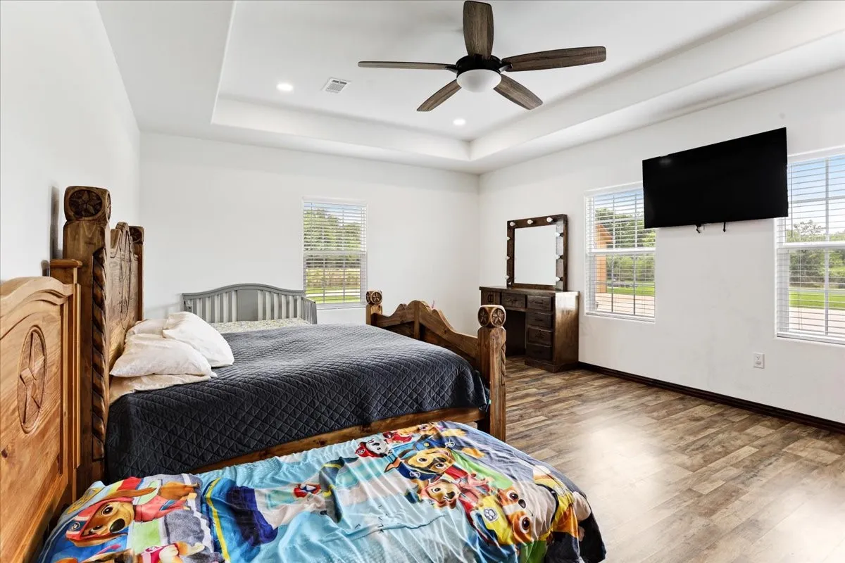Single Family Residence For Sale in Fannin County , 4248 N Fm 273, Ivanhoe, Texas 75447, 3 Bedroom, 2 Bathroom, 2 Garage spaces, 1,968 Sqft, built in 2023, mls#21305584, Real Estate Agent in Ivanhoe, Homes For Sale in Fannin county, Homes For Sale in Ivanhoe, Realtor in Ivanhoe Texas, Real Estate Brokerage Independent Realty Texas, Luminita Cordes Realtor