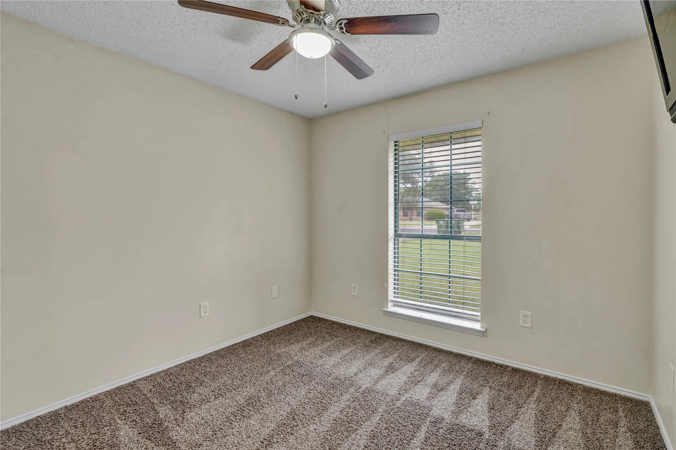 Neutral tone wall finishes
