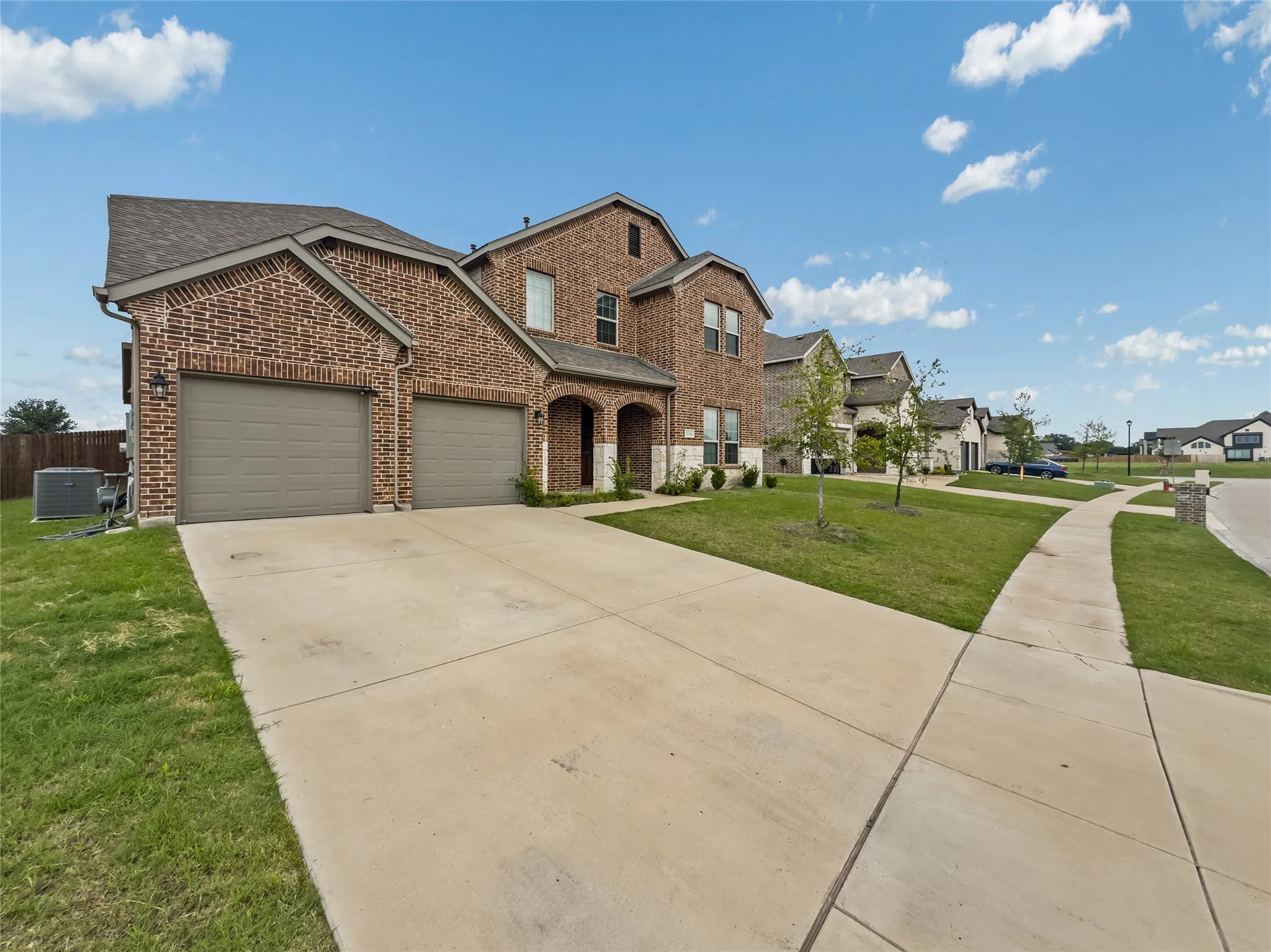 Single Family Residence For Sale in Kaufman County , 116 Chaco Drive, Forney, Texas 75126, 4 Bedroom, 4 Bathroom, 2 Garage spaces, 3,298 Sqft, built in 2022, mls#21305639, Real Estate Agent in Forney, Homes For Sale in Kaufman county, Homes For Sale in Forney, Realtor in Forney Texas, Real Estate Brokerage Independent Realty Texas, Luminita Cordes Realtor