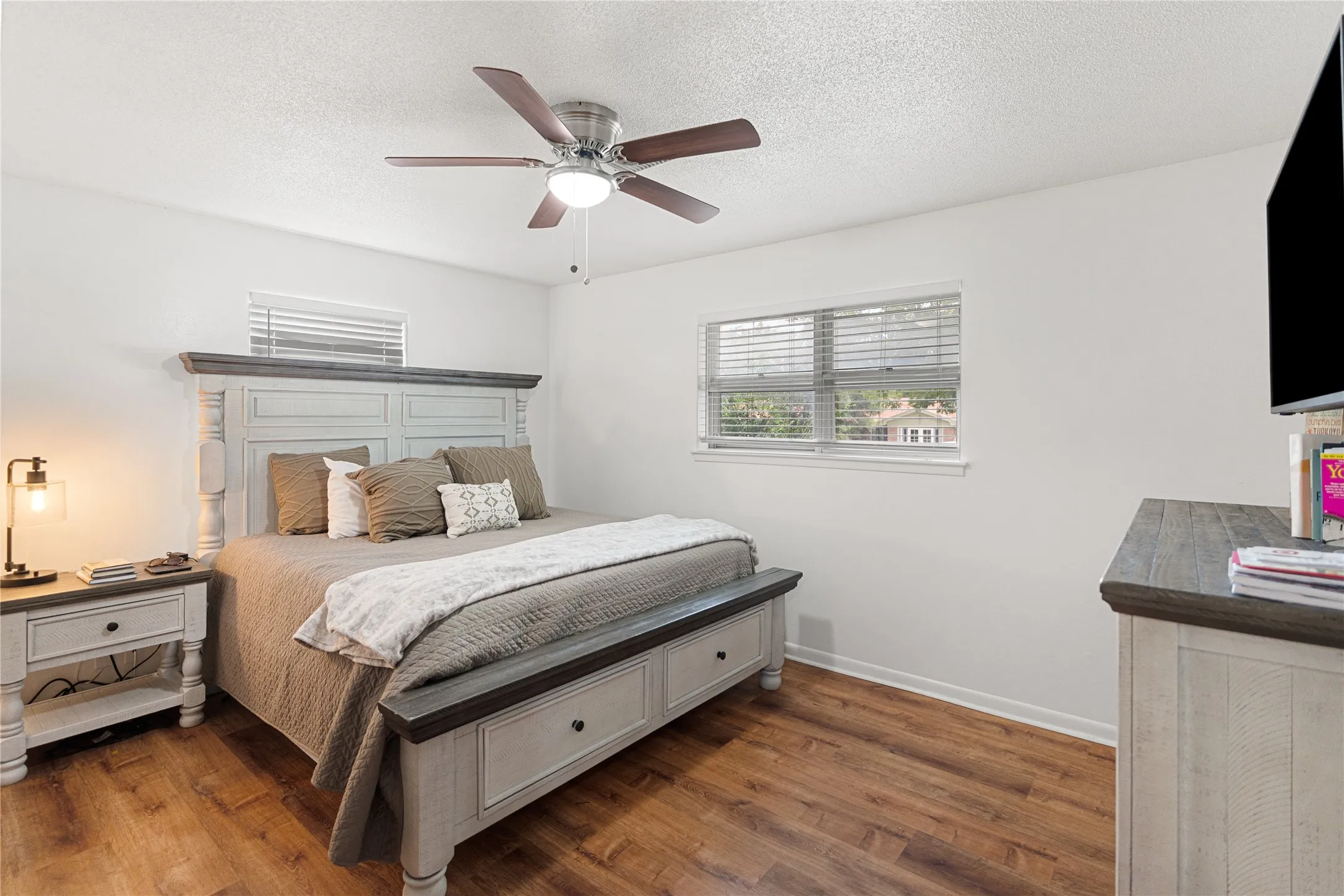 Single Family Residence For Sale in Cooke County , 603 E 5th Street, Muenster, Texas 76252, 3 Bedroom, 2 Bathroom, 1 Garage spaces, 1,345 Sqft, built in 1972, mls#21305609, Real Estate Agent in Muenster, Homes For Sale in Cooke county, Homes For Sale in Muenster, Realtor in Muenster Texas, Real Estate Brokerage Independent Realty Texas, Luminita Cordes Realtor