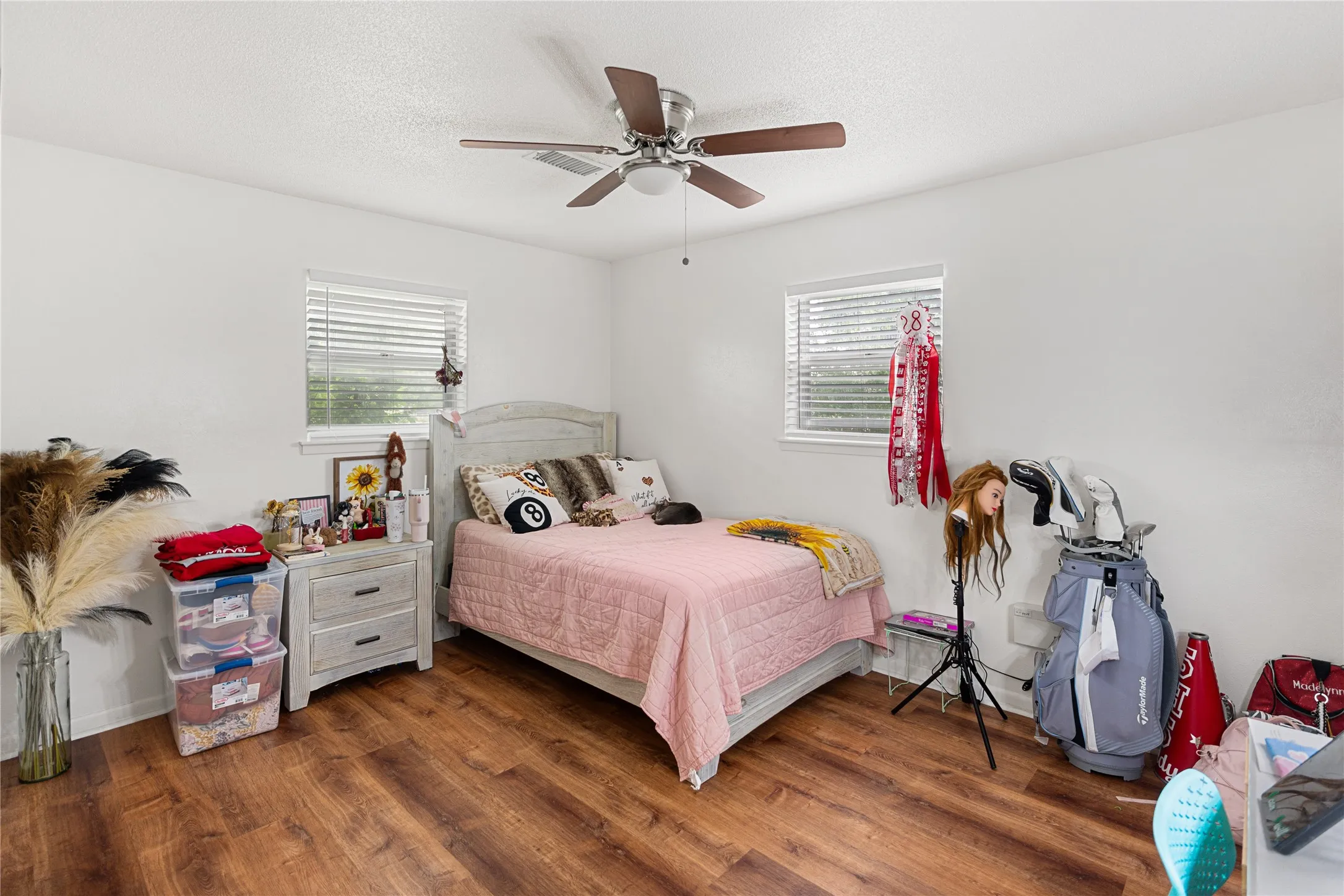 Single Family Residence For Sale in Cooke County , 603 E 5th Street, Muenster, Texas 76252, 3 Bedroom, 2 Bathroom, 1 Garage spaces, 1,345 Sqft, built in 1972, mls#21305609, Real Estate Agent in Muenster, Homes For Sale in Cooke county, Homes For Sale in Muenster, Realtor in Muenster Texas, Real Estate Brokerage Independent Realty Texas, Luminita Cordes Realtor