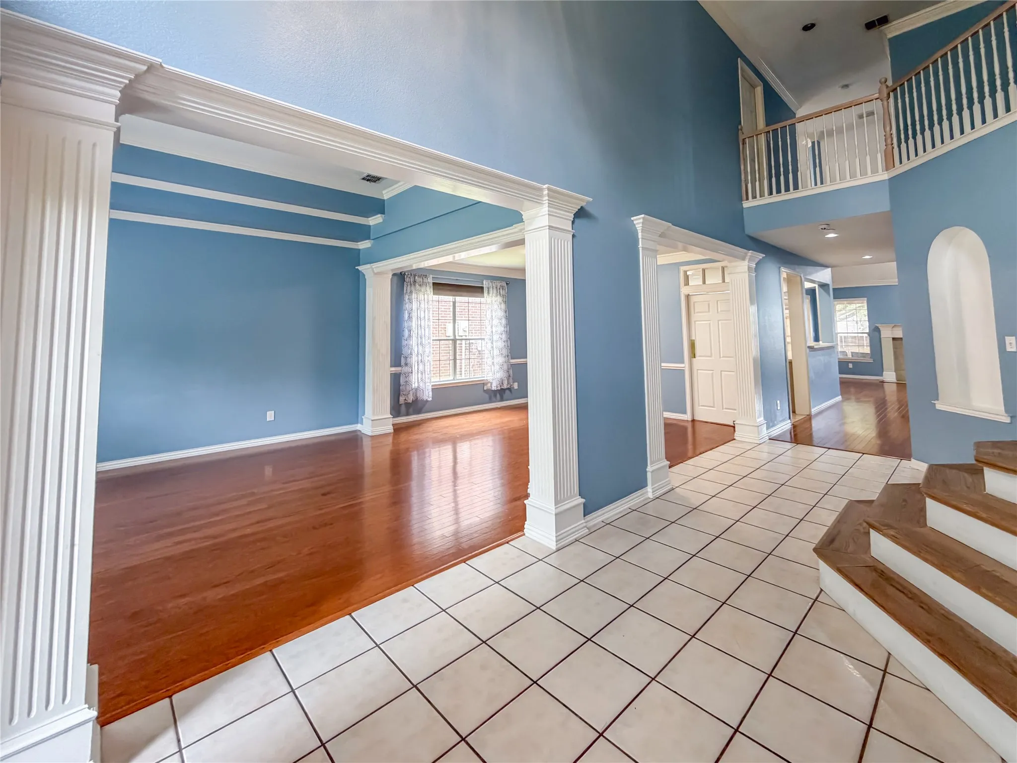 Single Family Residence For Sale in Dallas County , 6214 Hidden Springs Lane, Garland, Texas 75044, 4 Bedroom, 4 Bathroom, 2 Garage spaces, 3,669 Sqft, built in 1994, mls#21305643, Real Estate Agent in Garland, Homes For Sale in Dallas county, Homes For Sale in Garland, Realtor in Garland Texas, Real Estate Brokerage Independent Realty Texas, Luminita Cordes Realtor
