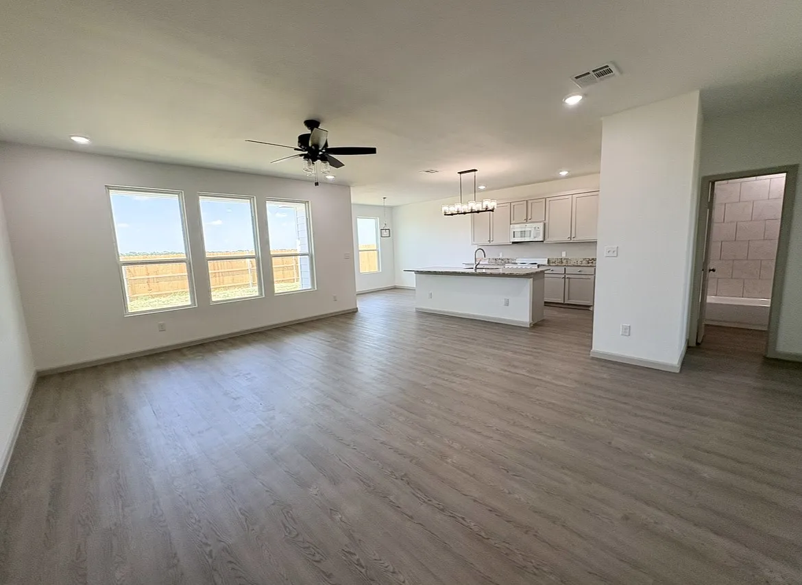 Single Family Residence For Sale in Van Zandt County , 1011 Springview Lane, Mabank, Texas 75147, 3 Bedroom, 3 Bathroom, 2 Garage spaces, 1,721 Sqft, built in 2026, Price $255,000, mls#21305654, Real Estate Agent in Mabank, Homes For Sale in Van Zandt county, Homes For Sale in Mabank, Realtor in Mabank Texas, Real Estate Brokerage Independent Realty Texas, Luminita Cordes Realtor