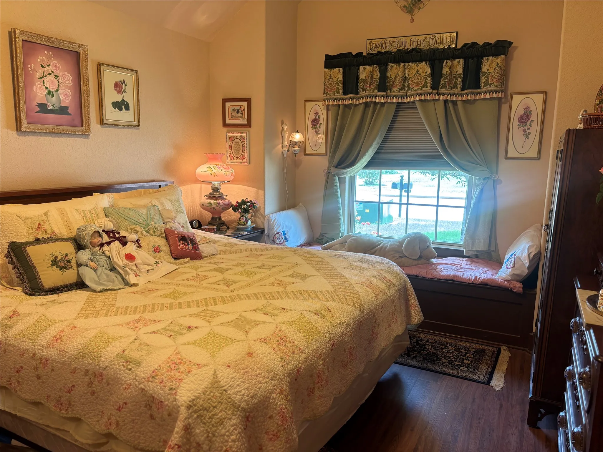 Single Family Residence For Sale in Hood County , 310 Donna Circle, Granbury, Texas 76049, 3 Bedroom, 2 Bathroom, 2 Garage spaces, 1,774 Sqft, built in 2016, mls#21302953, Real Estate Agent in Granbury, Homes For Sale in Hood county, Homes For Sale in Granbury, Realtor in Granbury Texas, Real Estate Brokerage Independent Realty Texas, Luminita Cordes Realtor