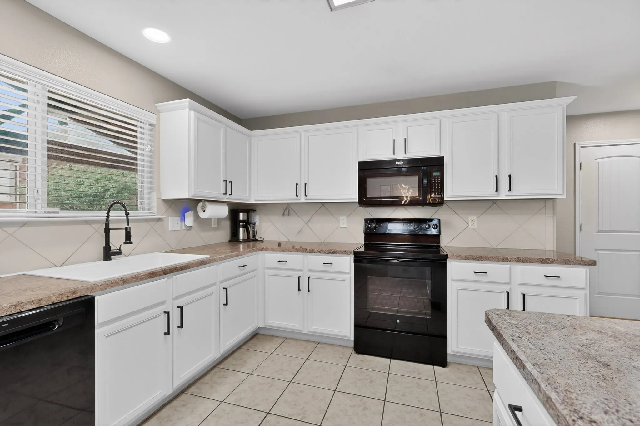 Single Family Residence For Sale in Tarrant County , 1524 Quails Nest Drive, Fort Worth, Texas 76177, 4 Bedroom, 3 Bathroom, 2 Garage spaces, 2,240 Sqft, built in 2013, mls#21302999, Real Estate Agent in Fort Worth, Homes For Sale in Tarrant county, Homes For Sale in Fort Worth, Realtor in Fort Worth Texas, Real Estate Brokerage Independent Realty Texas, Luminita Cordes Realtor