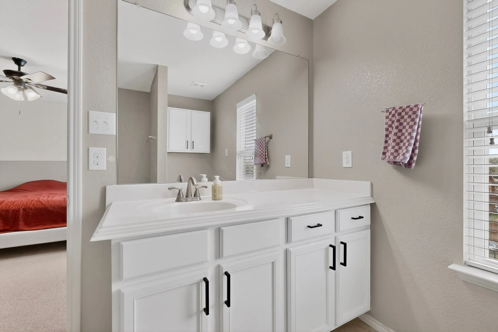 Single Family Residence For Sale in Tarrant County , 1524 Quails Nest Drive, Fort Worth, Texas 76177, 4 Bedroom, 3 Bathroom, 2 Garage spaces, 2,240 Sqft, built in 2013, mls#21302999, Real Estate Agent in Fort Worth, Homes For Sale in Tarrant county, Homes For Sale in Fort Worth, Realtor in Fort Worth Texas, Real Estate Brokerage Independent Realty Texas, Luminita Cordes Realtor