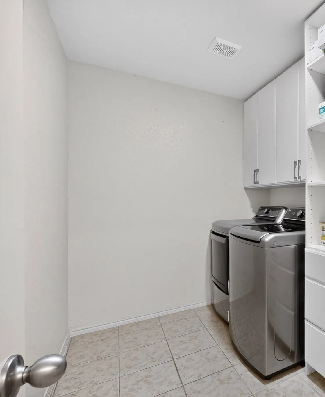 Single Family Residence For Sale in Tarrant County , 1524 Quails Nest Drive, Fort Worth, Texas 76177, 4 Bedroom, 3 Bathroom, 2 Garage spaces, 2,240 Sqft, built in 2013, mls#21302999, Real Estate Agent in Fort Worth, Homes For Sale in Tarrant county, Homes For Sale in Fort Worth, Realtor in Fort Worth Texas, Real Estate Brokerage Independent Realty Texas, Luminita Cordes Realtor