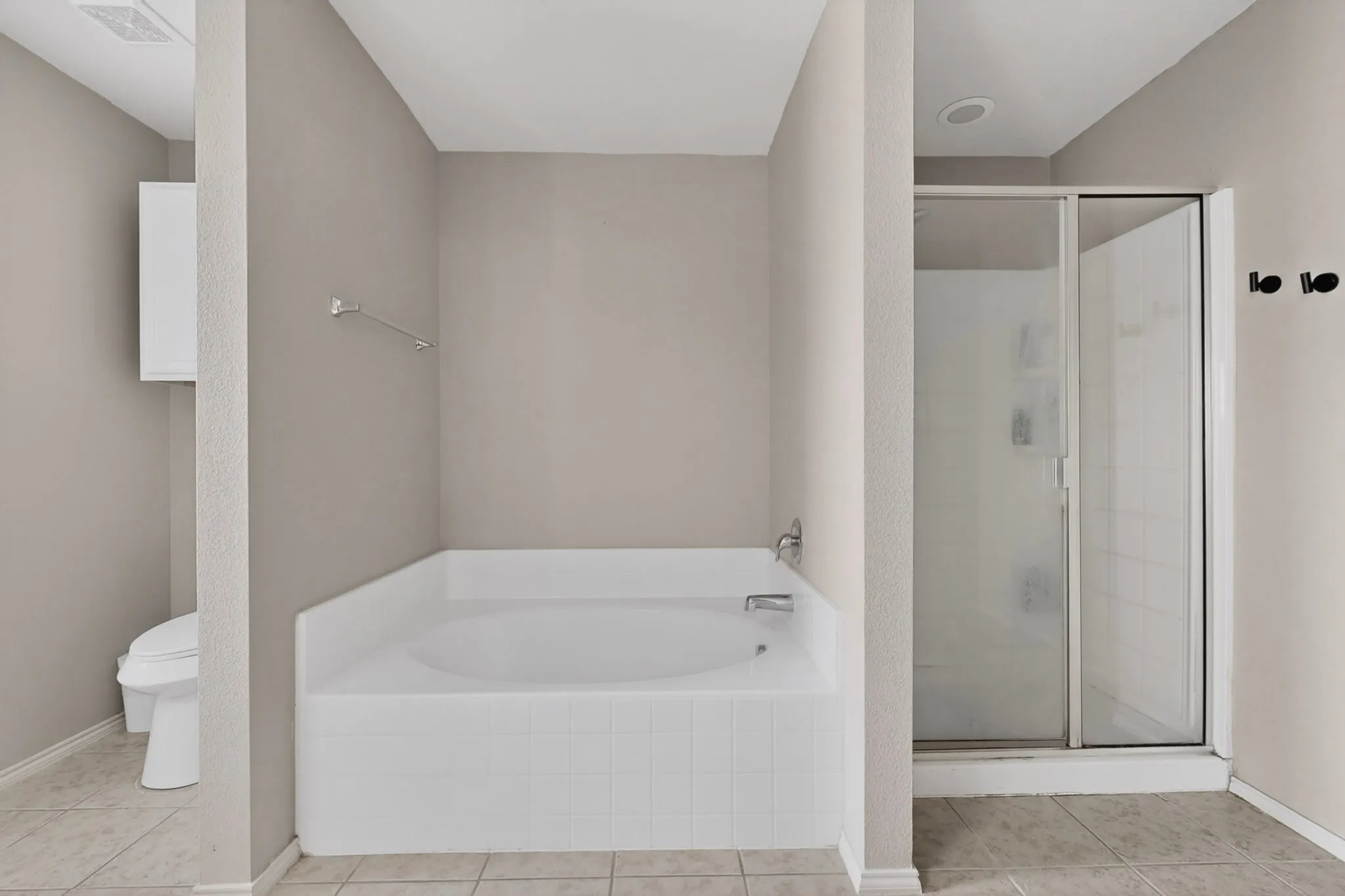 Single Family Residence For Sale in Tarrant County , 1524 Quails Nest Drive, Fort Worth, Texas 76177, 4 Bedroom, 3 Bathroom, 2 Garage spaces, 2,240 Sqft, built in 2013, mls#21302999, Real Estate Agent in Fort Worth, Homes For Sale in Tarrant county, Homes For Sale in Fort Worth, Realtor in Fort Worth Texas, Real Estate Brokerage Independent Realty Texas, Luminita Cordes Realtor
