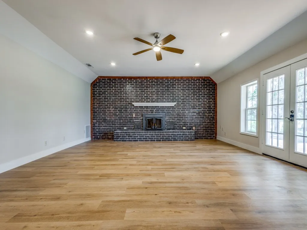 Single Family Residence For Rent in Delta County , A Fm 904 S Es, Pecan Gap, Texas 75469, 4 Bedrooms, 3 Bathrooms, 2 Garage spaces, 3,000 Sqft, built in 1991, Price $2,800, mls#21295773, Real Estate Agent in Pecan Gap, Homes For Rent in Delta county, Homes For Rent in Pecan Gap, Realtor in Pecan Gap Texas, Real Estate Brokerage Independent Realty Texas, Luminita Cordes Realtor