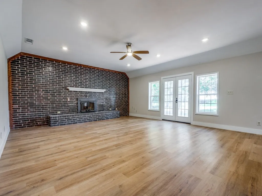 Single Family Residence For Rent in Delta County , A Fm 904 S Es, Pecan Gap, Texas 75469, 4 Bedrooms, 3 Bathrooms, 2 Garage spaces, 3,000 Sqft, built in 1991, Price $2,800, mls#21295773, Real Estate Agent in Pecan Gap, Homes For Rent in Delta county, Homes For Rent in Pecan Gap, Realtor in Pecan Gap Texas, Real Estate Brokerage Independent Realty Texas, Luminita Cordes Realtor