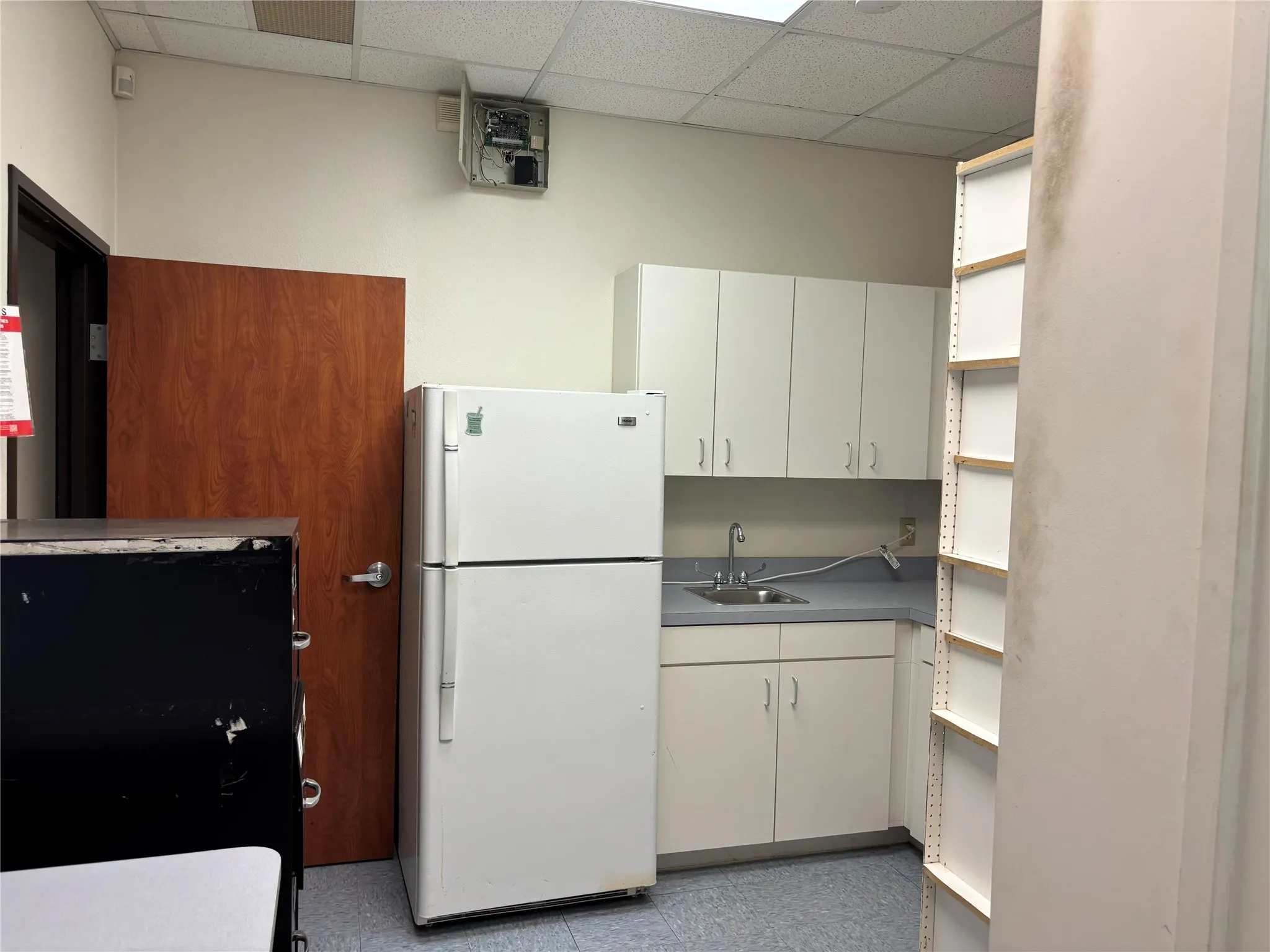 Office For Rent in Dallas County , 820 N Zang Boulevard 120, Dallas, Texas 75208, 0, 0, Garage spaces, 0 Sqft, built in 2003, mls#21299993, Real Estate Agent in Dallas, Homes For Rent in Dallas county, Homes For Rent in Dallas, Realtor in Dallas Texas, Real Estate Brokerage Independent Realty Texas, Luminita Cordes Realtor