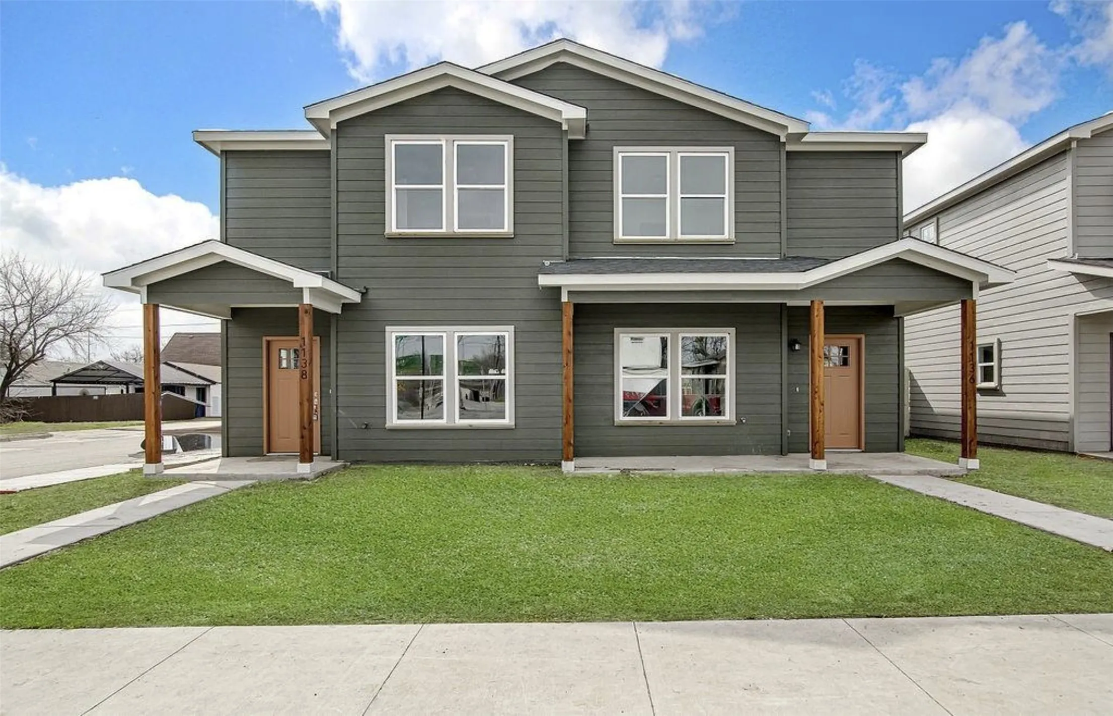 Duplex For Rent in Tarrant County , 1136 E Broadway Avenue 1138, Fort Worth, Texas 76104, 3 Bedroom, 3 Bathroom, Garage spaces, 1,478 Sqft, built in 2026, mls#21304285, Real Estate Agent in Fort Worth, Homes For Rent in Tarrant county, Homes For Rent in Fort Worth, Realtor in Fort Worth Texas, Real Estate Brokerage Independent Realty Texas, Luminita Cordes Realtor