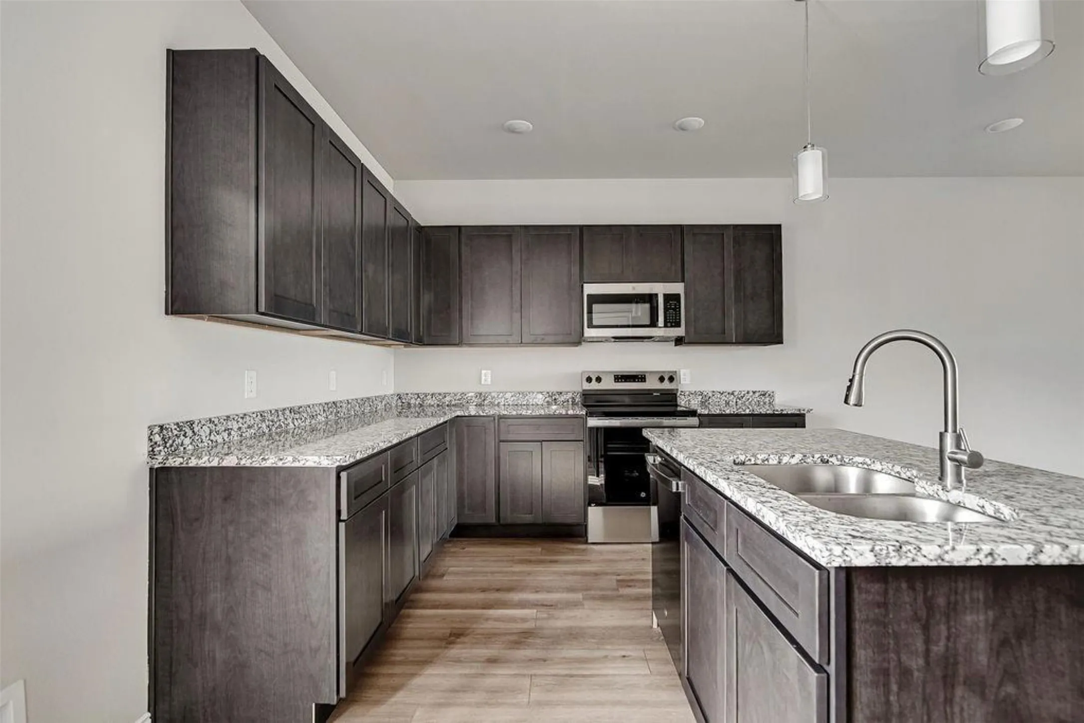 Duplex For Rent in Tarrant County , 1136 E Broadway Avenue 1138, Fort Worth, Texas 76104, 3 Bedroom, 3 Bathroom, Garage spaces, 1,478 Sqft, built in 2026, mls#21304285, Real Estate Agent in Fort Worth, Homes For Rent in Tarrant county, Homes For Rent in Fort Worth, Realtor in Fort Worth Texas, Real Estate Brokerage Independent Realty Texas, Luminita Cordes Realtor