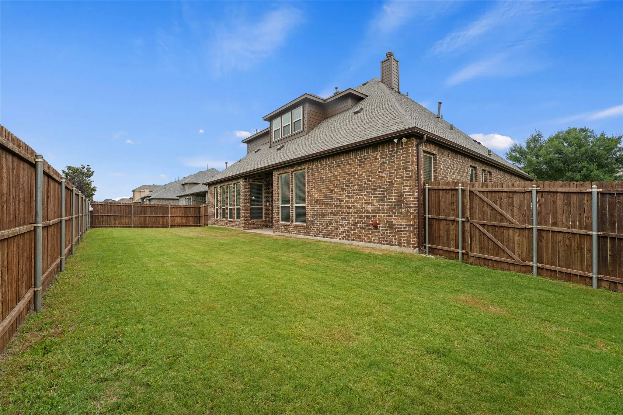 Single Family Residence For Sale in Collin County , 518 Sun Meadow Drive, Wylie, Texas 75098, 4 Bedroom, 3 Bathroom, 3 Garage spaces, 3,144 Sqft, built in 2015, mls#21304250, Real Estate Agent in Wylie, Homes For Sale in Collin county, Homes For Sale in Wylie, Realtor in Wylie Texas, Real Estate Brokerage Independent Realty Texas, Luminita Cordes Realtor