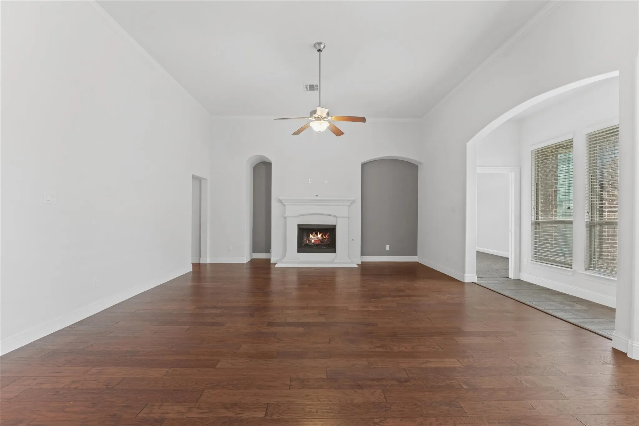 Single Family Residence For Sale in Collin County , 518 Sun Meadow Drive, Wylie, Texas 75098, 4 Bedroom, 3 Bathroom, 3 Garage spaces, 3,144 Sqft, built in 2015, mls#21304250, Real Estate Agent in Wylie, Homes For Sale in Collin county, Homes For Sale in Wylie, Realtor in Wylie Texas, Real Estate Brokerage Independent Realty Texas, Luminita Cordes Realtor