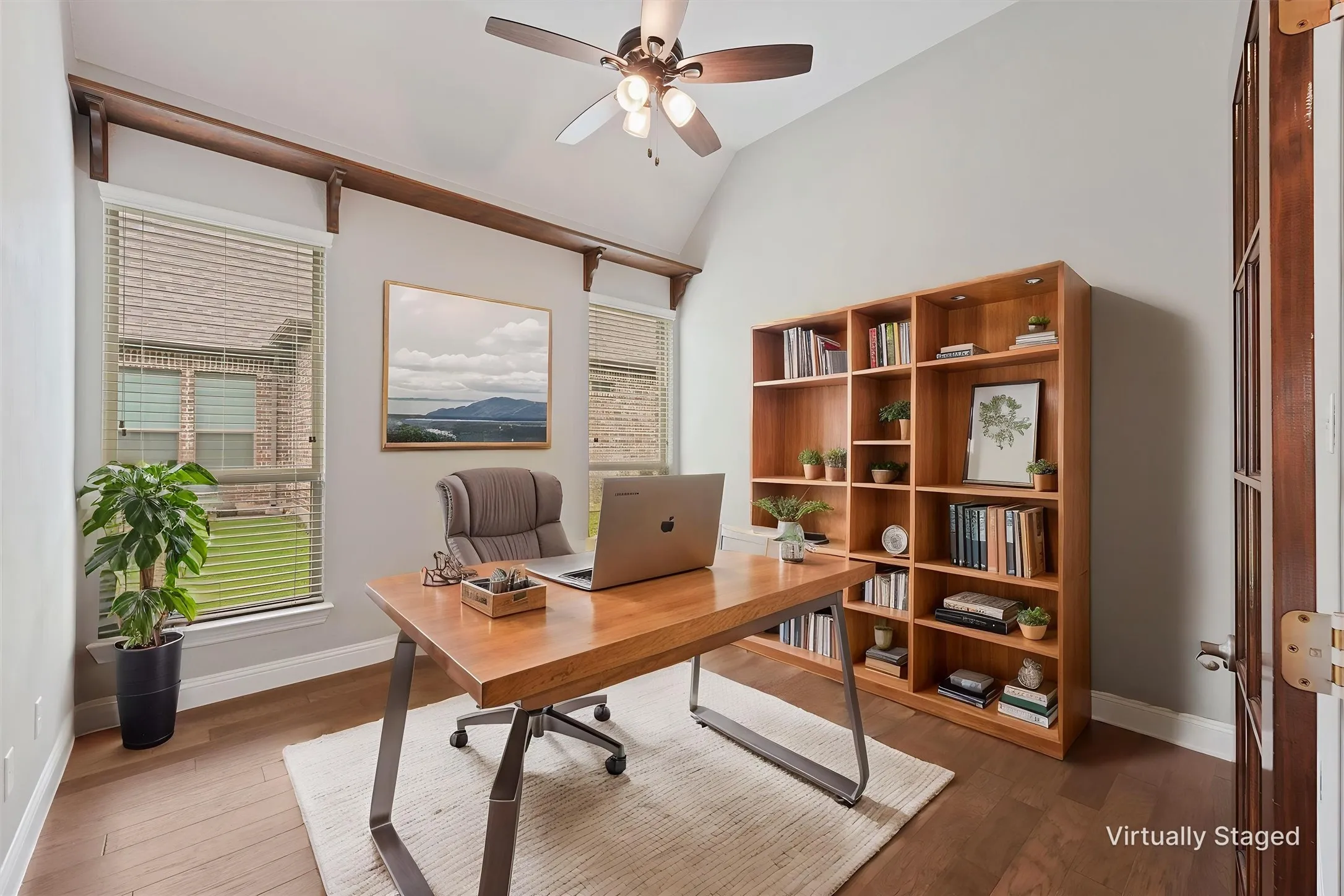 Single Family Residence For Sale in Collin County , 518 Sun Meadow Drive, Wylie, Texas 75098, 4 Bedroom, 3 Bathroom, 3 Garage spaces, 3,144 Sqft, built in 2015, mls#21304250, Real Estate Agent in Wylie, Homes For Sale in Collin county, Homes For Sale in Wylie, Realtor in Wylie Texas, Real Estate Brokerage Independent Realty Texas, Luminita Cordes Realtor