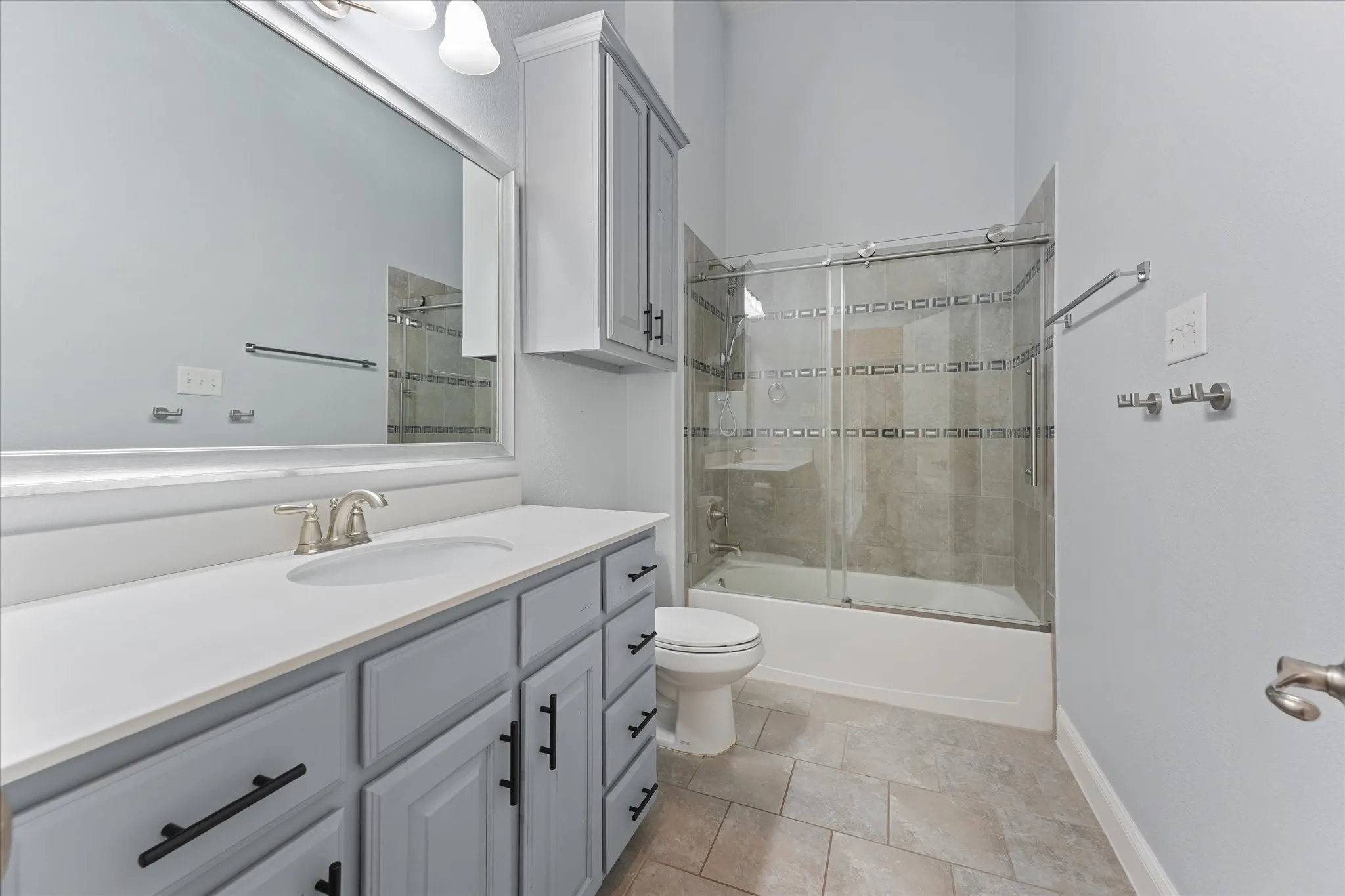 Secondary Bathroom located downstairs