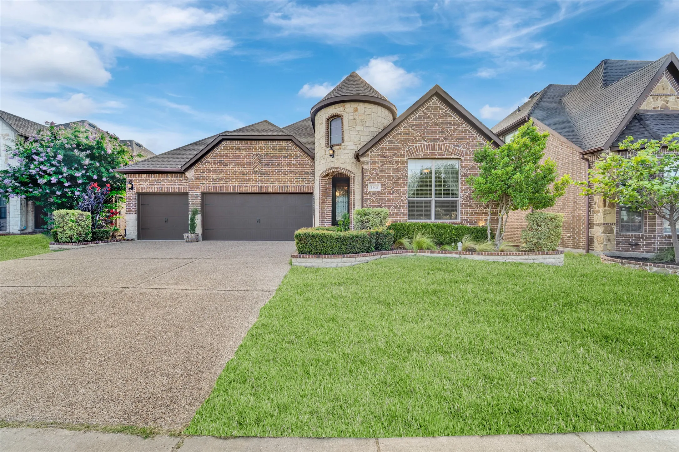 Single Family Residence For Sale in Denton County , 1305 Corona Court, Prosper, Texas 75078, 3 Bedroom, 2 Bathroom, 3 Garage spaces, 1,890 Sqft, built in 2014, mls#21304301, Real Estate Agent in Prosper, Homes For Sale in Denton county, Homes For Sale in Prosper, Realtor in Prosper Texas, Real Estate Brokerage Independent Realty Texas, Luminita Cordes Realtor