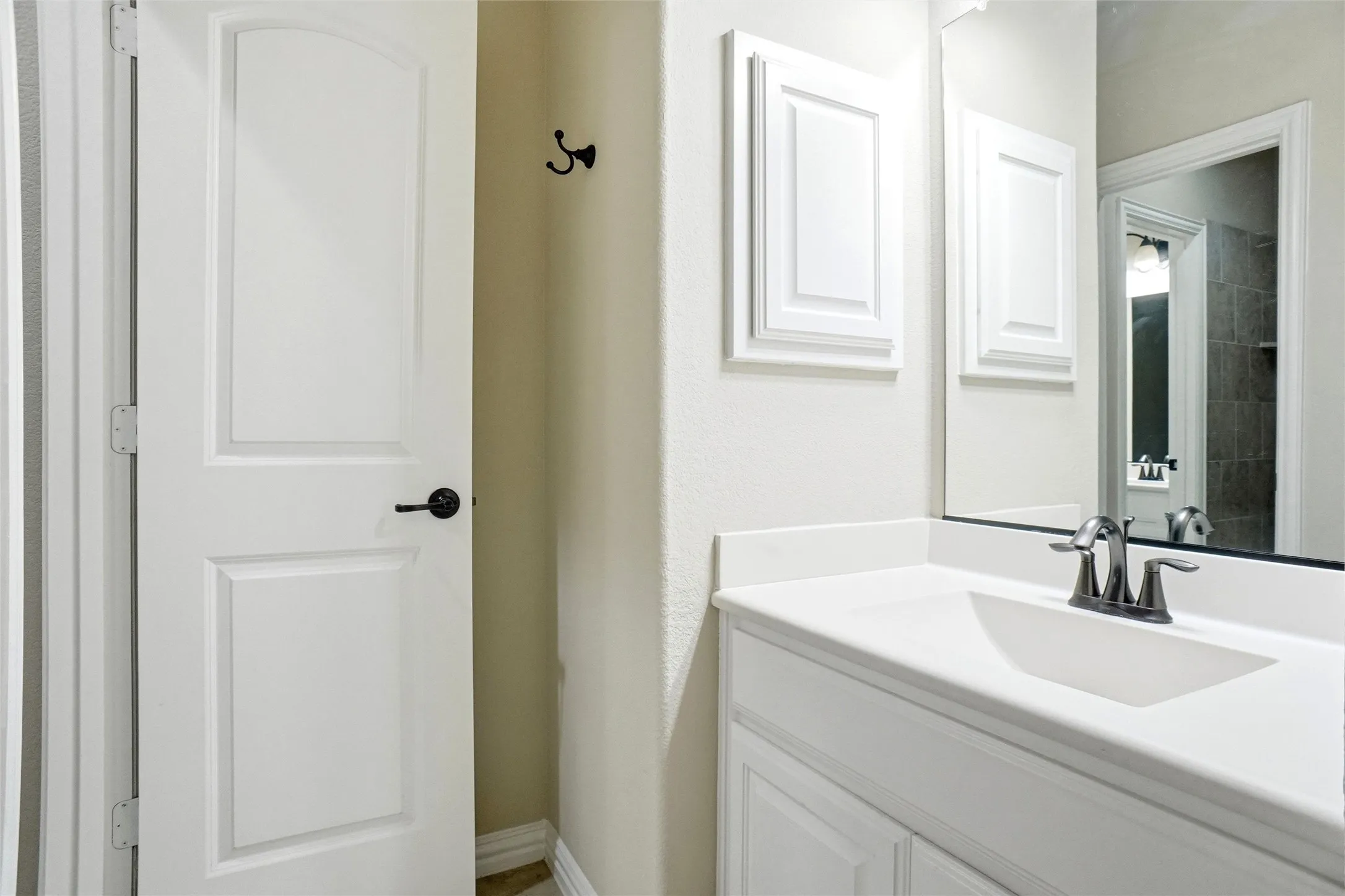 Single Family Residence For Sale in Denton County , 2832 Earl Drive, Trophy Club, Texas 76262, 4 Bedroom, 4 Bathroom, 2 Garage spaces, 2,900 Sqft, built in 2012, mls#21298496, Real Estate Agent in Trophy Club, Homes For Sale in Denton county, Homes For Sale in Trophy Club, Realtor in Trophy Club Texas, Real Estate Brokerage Independent Realty Texas, Luminita Cordes Realtor