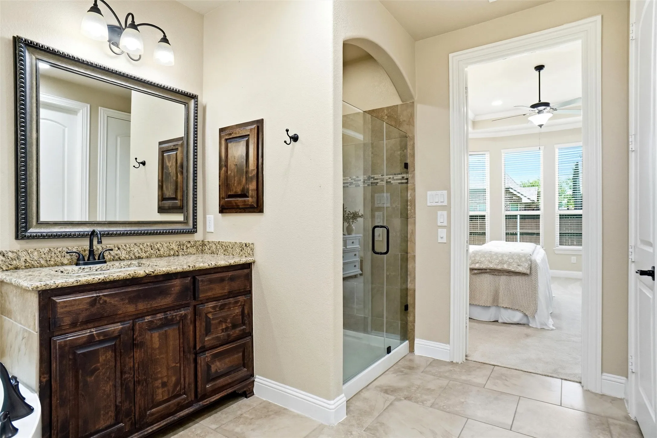 Single Family Residence For Sale in Denton County , 2832 Earl Drive, Trophy Club, Texas 76262, 4 Bedroom, 4 Bathroom, 2 Garage spaces, 2,900 Sqft, built in 2012, mls#21298496, Real Estate Agent in Trophy Club, Homes For Sale in Denton county, Homes For Sale in Trophy Club, Realtor in Trophy Club Texas, Real Estate Brokerage Independent Realty Texas, Luminita Cordes Realtor