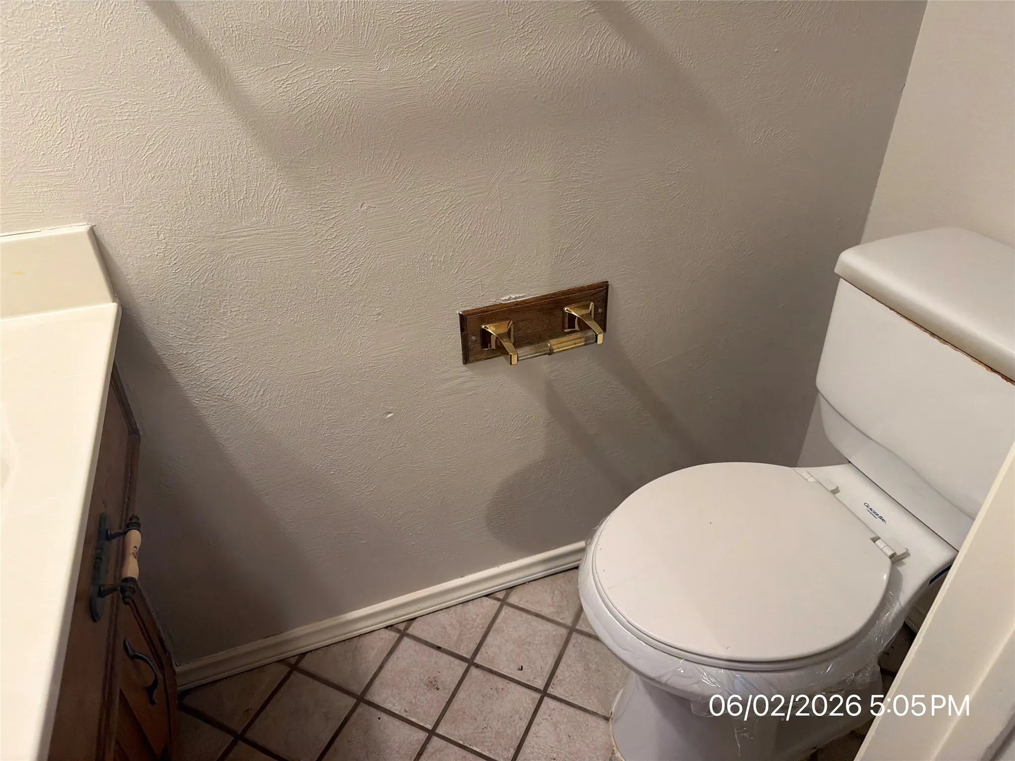 Single Family Residence For Sale in Ellis County , 103 Red Bud Court, Oak Leaf, Texas 75154, 3 Bedroom, 3 Bathroom, 2 Garage spaces, 2,428 Sqft, built in 1975, mls#21305690, Real Estate Agent in Oak Leaf, Homes For Sale in Ellis county, Homes For Sale in Oak Leaf, Realtor in Oak Leaf Texas, Real Estate Brokerage Independent Realty Texas, Luminita Cordes Realtor