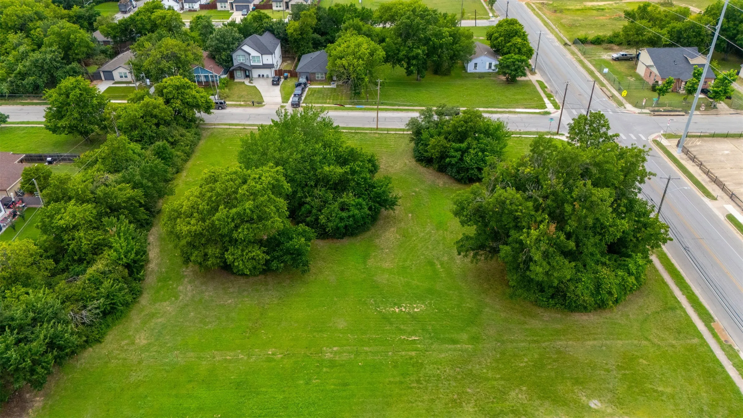 Unimproved Land For Sale in Tarrant County , 5200 Ramey Avenue, Fort Worth, Texas 76105, 0, 0, Garage spaces, 0 Sqft, built in 0, mls#21305699, Real Estate Agent in Fort Worth, Homes For Sale in Tarrant county, Homes For Sale in Fort Worth, Realtor in Fort Worth Texas, Real Estate Brokerage Independent Realty Texas, Luminita Cordes Realtor
