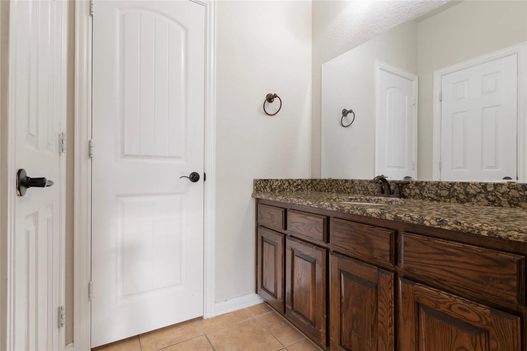 Single Family Residence For Rent in Dallas County , 4013 Dalton Drive, Rowlett, Texas 75089, 4 Bedroom, 4 Bathroom, 2 Garage spaces, 2,954 Sqft, built in 2012, mls#21305700, Real Estate Agent in Rowlett, Homes For Rent in Dallas county, Homes For Rent in Rowlett, Realtor in Rowlett Texas, Real Estate Brokerage Independent Realty Texas, Luminita Cordes Realtor