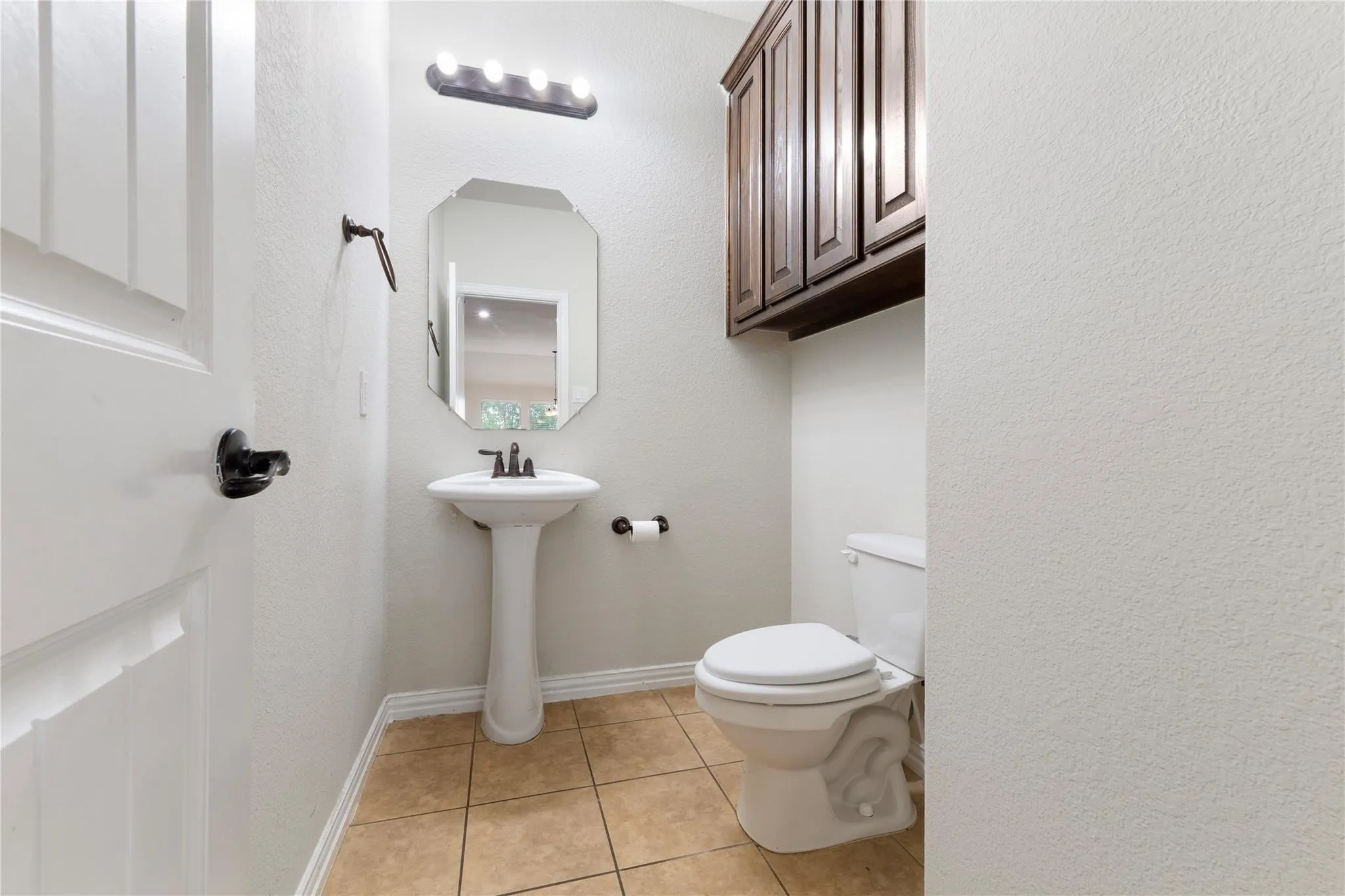 Single Family Residence For Rent in Dallas County , 4013 Dalton Drive, Rowlett, Texas 75089, 4 Bedroom, 4 Bathroom, 2 Garage spaces, 2,954 Sqft, built in 2012, mls#21305700, Real Estate Agent in Rowlett, Homes For Rent in Dallas county, Homes For Rent in Rowlett, Realtor in Rowlett Texas, Real Estate Brokerage Independent Realty Texas, Luminita Cordes Realtor