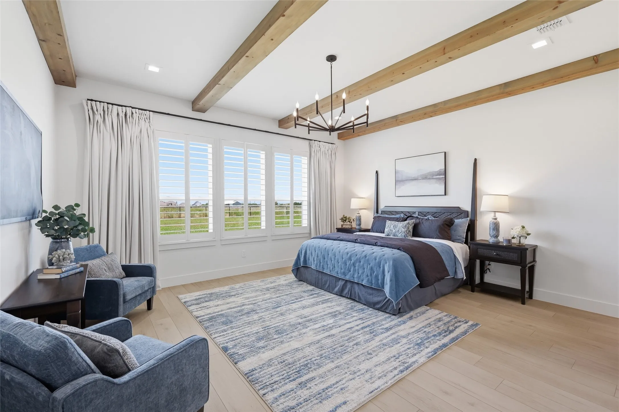 Primary Ensuite Bedroom (Main House)