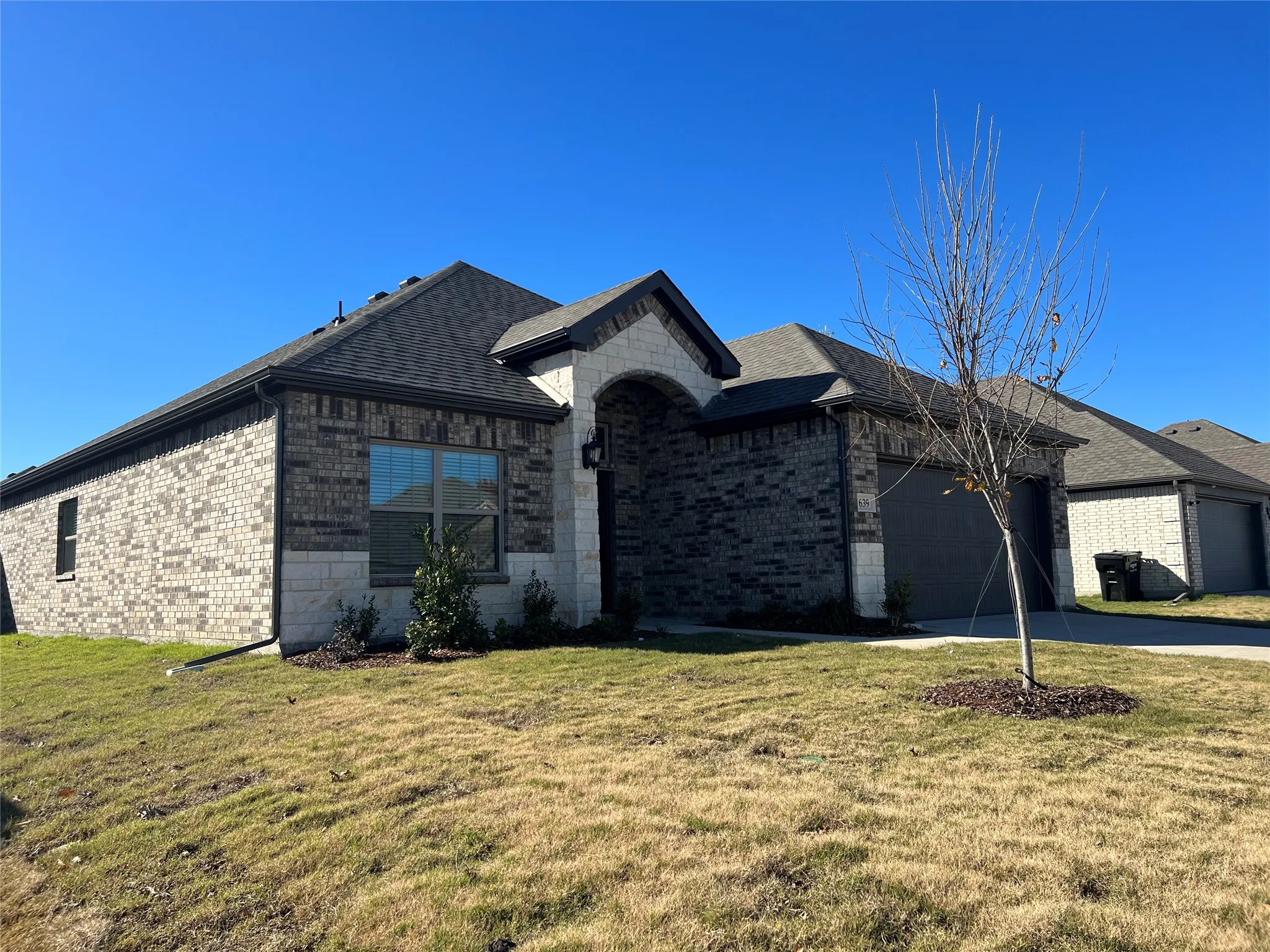 Single Family Residence For Rent in Kaufman County , 639 Comal Drive, Crandall, Texas 75114, 3 Bedroom, 2 Bathroom, 2 Garage spaces, 1,812 Sqft, built in 2022, mls#21305715, Real Estate Agent in Crandall, Homes For Rent in Kaufman county, Homes For Rent in Crandall, Realtor in Crandall Texas, Real Estate Brokerage Independent Realty Texas, Luminita Cordes Realtor