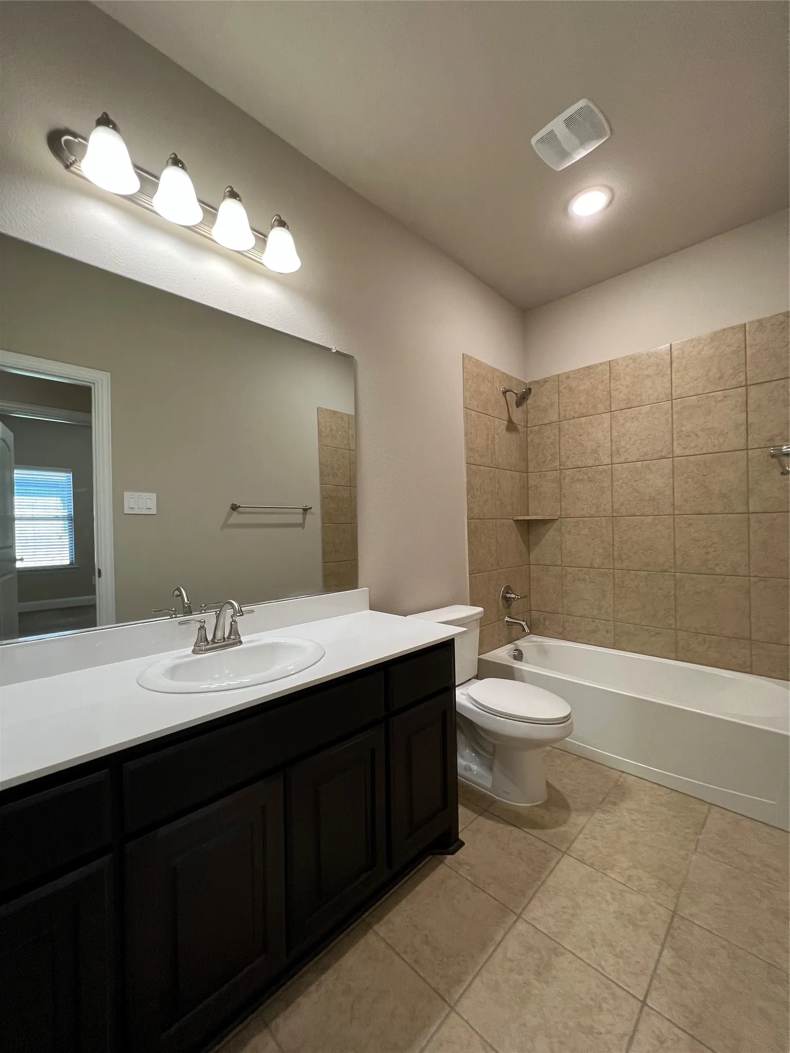 Single Family Residence For Rent in Kaufman County , 639 Comal Drive, Crandall, Texas 75114, 3 Bedroom, 2 Bathroom, 2 Garage spaces, 1,812 Sqft, built in 2022, mls#21305715, Real Estate Agent in Crandall, Homes For Rent in Kaufman county, Homes For Rent in Crandall, Realtor in Crandall Texas, Real Estate Brokerage Independent Realty Texas, Luminita Cordes Realtor