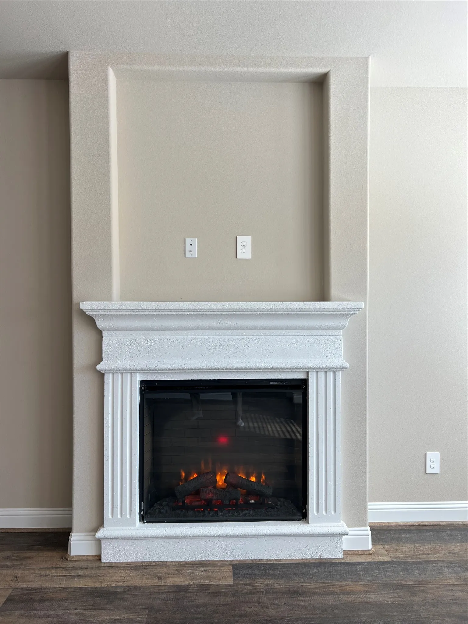 Single Family Residence For Rent in Kaufman County , 639 Comal Drive, Crandall, Texas 75114, 3 Bedroom, 2 Bathroom, 2 Garage spaces, 1,812 Sqft, built in 2022, mls#21305715, Real Estate Agent in Crandall, Homes For Rent in Kaufman county, Homes For Rent in Crandall, Realtor in Crandall Texas, Real Estate Brokerage Independent Realty Texas, Luminita Cordes Realtor