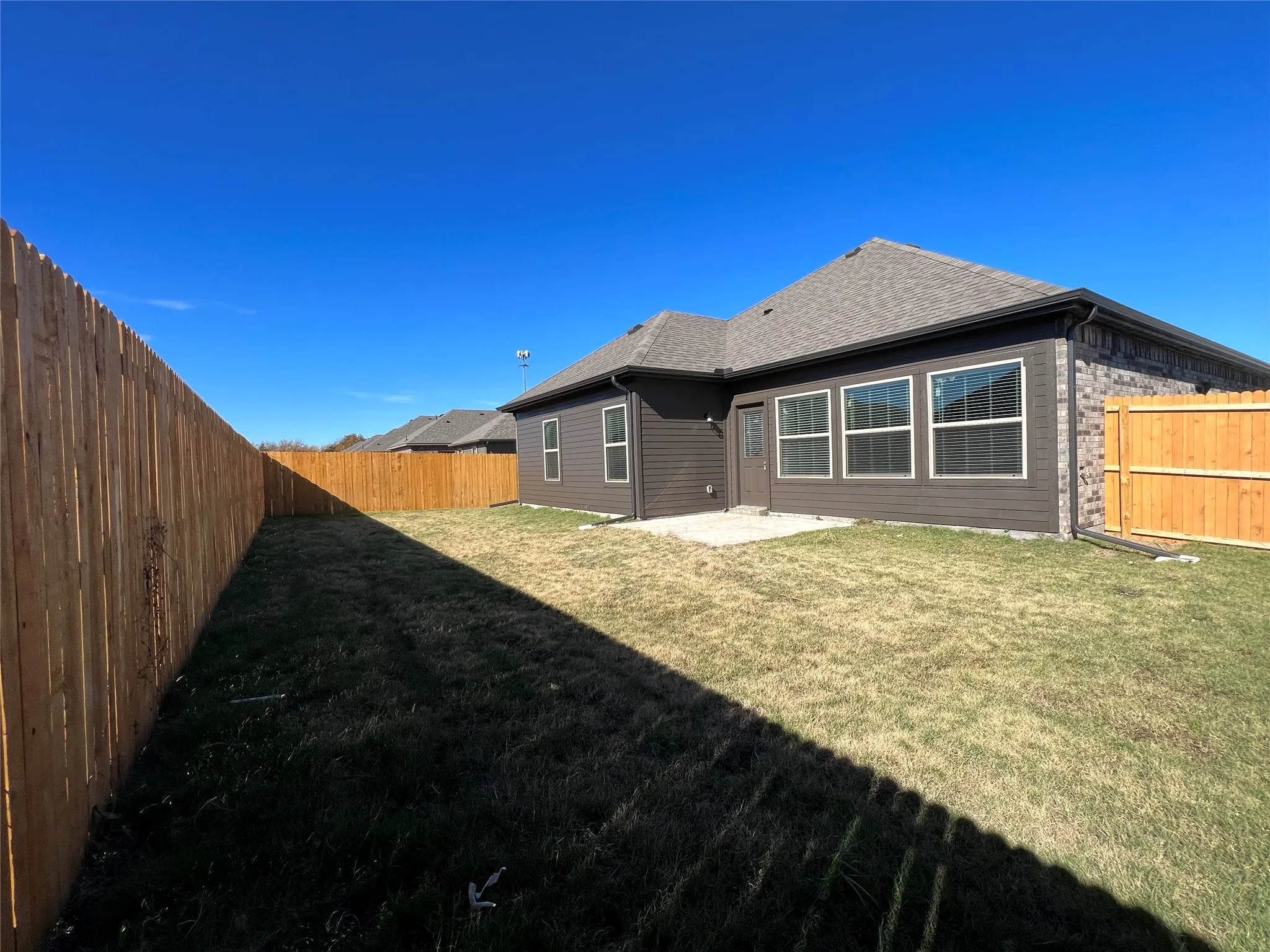 Single Family Residence For Rent in Kaufman County , 639 Comal Drive, Crandall, Texas 75114, 3 Bedroom, 2 Bathroom, 2 Garage spaces, 1,812 Sqft, built in 2022, mls#21305715, Real Estate Agent in Crandall, Homes For Rent in Kaufman county, Homes For Rent in Crandall, Realtor in Crandall Texas, Real Estate Brokerage Independent Realty Texas, Luminita Cordes Realtor