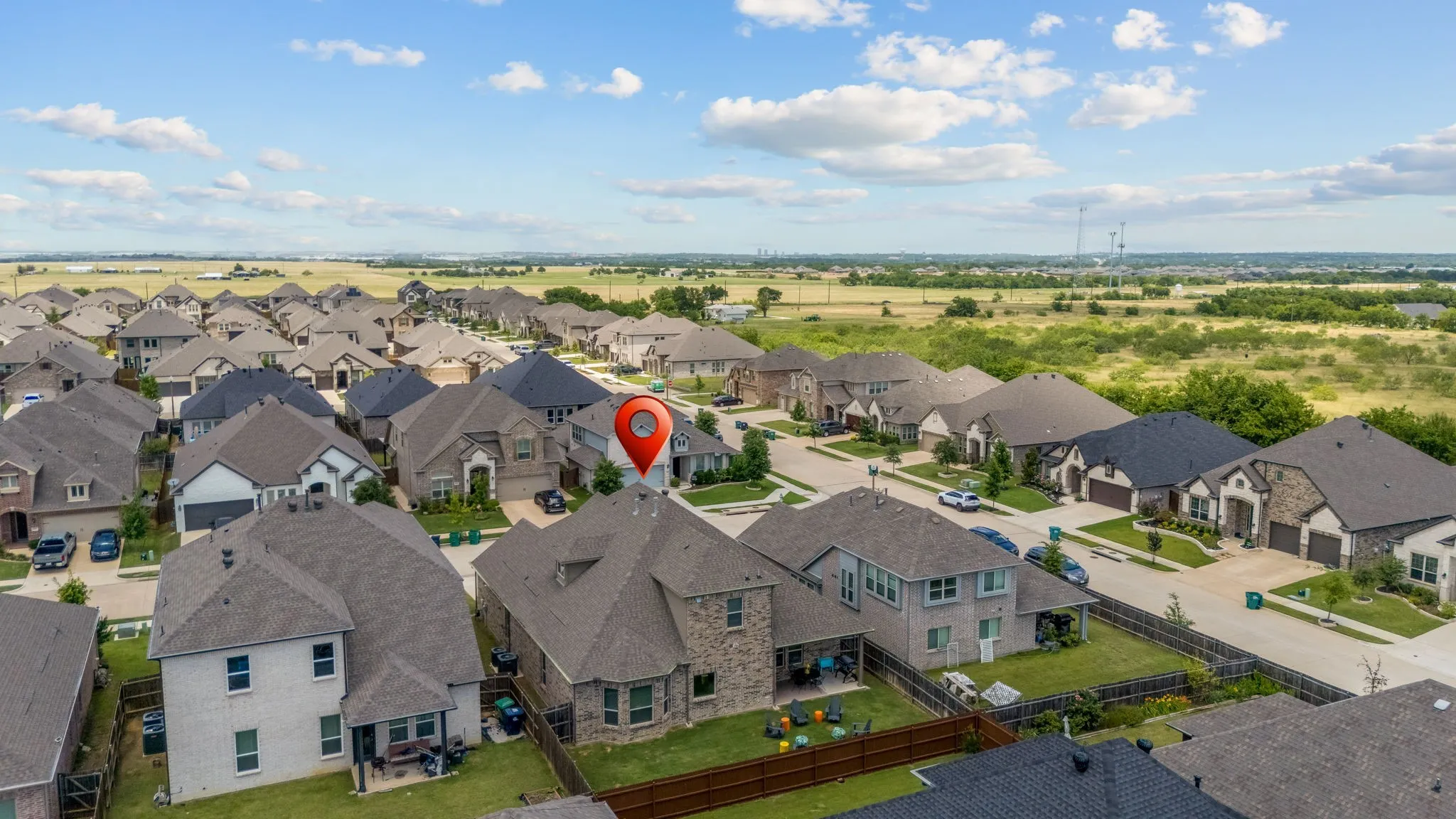 Single Family Residence For Sale in Denton County , 5305 Brazos Lane, Denton, Texas 76226, 4 Bedroom, 3 Bathroom, 3 Garage spaces, 3,003 Sqft, built in 2020, mls#21305219, Real Estate Agent in Denton, Homes For Sale in Denton county, Homes For Sale in Denton, Realtor in Denton Texas, Real Estate Brokerage Independent Realty Texas, Luminita Cordes Realtor