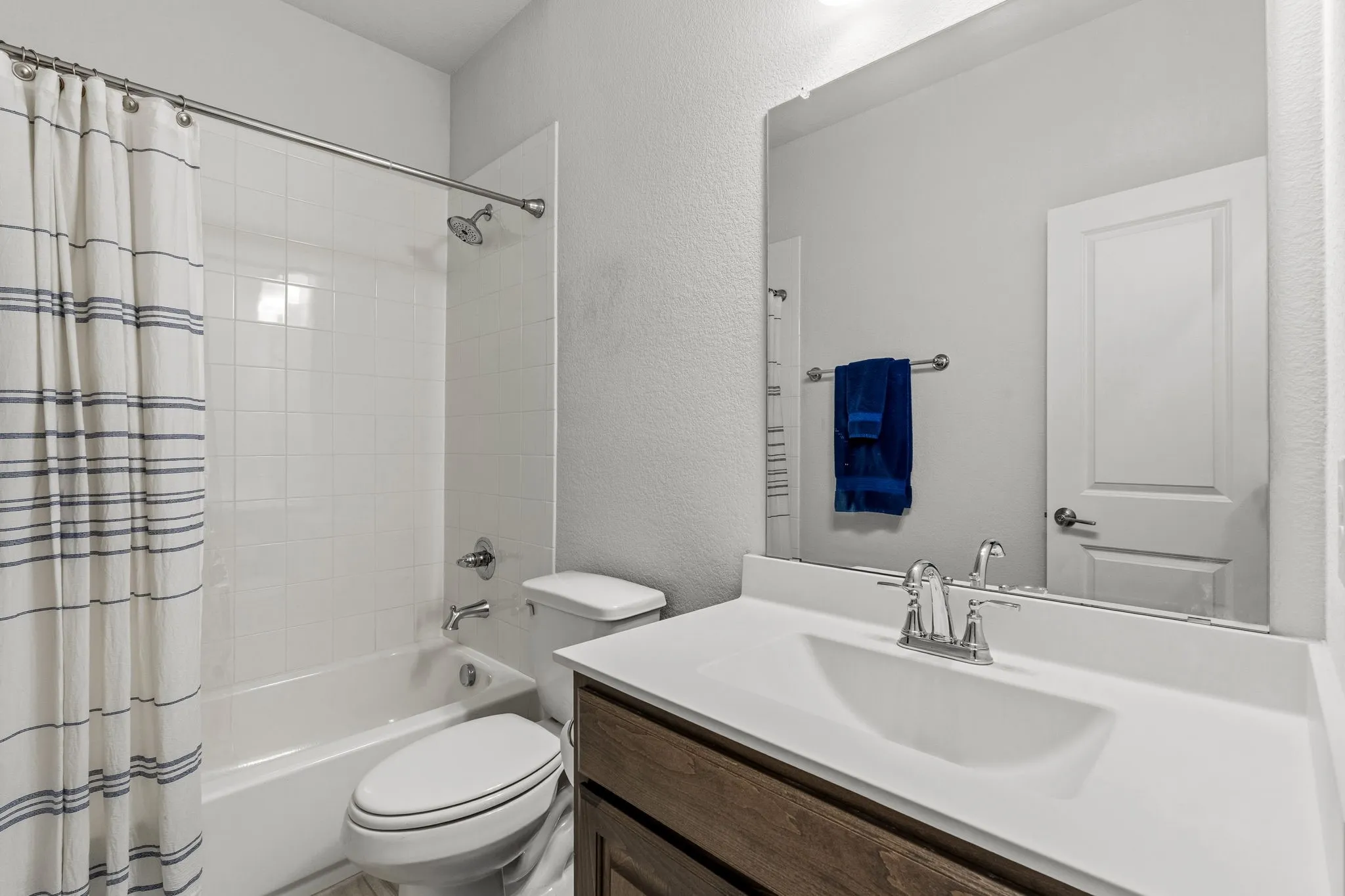 Full private bath upstairs