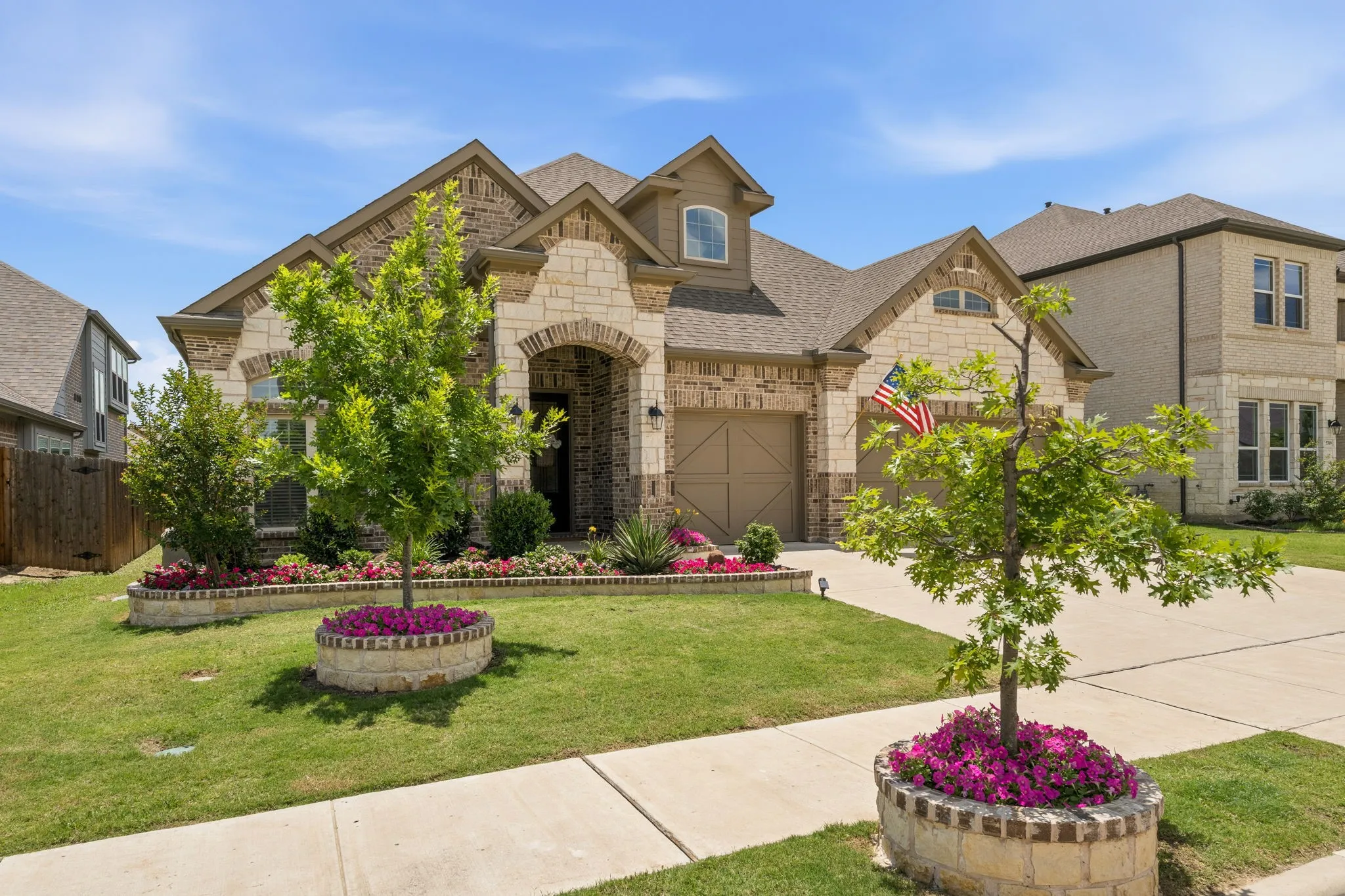 Beautifully manicure lawn and landscaping