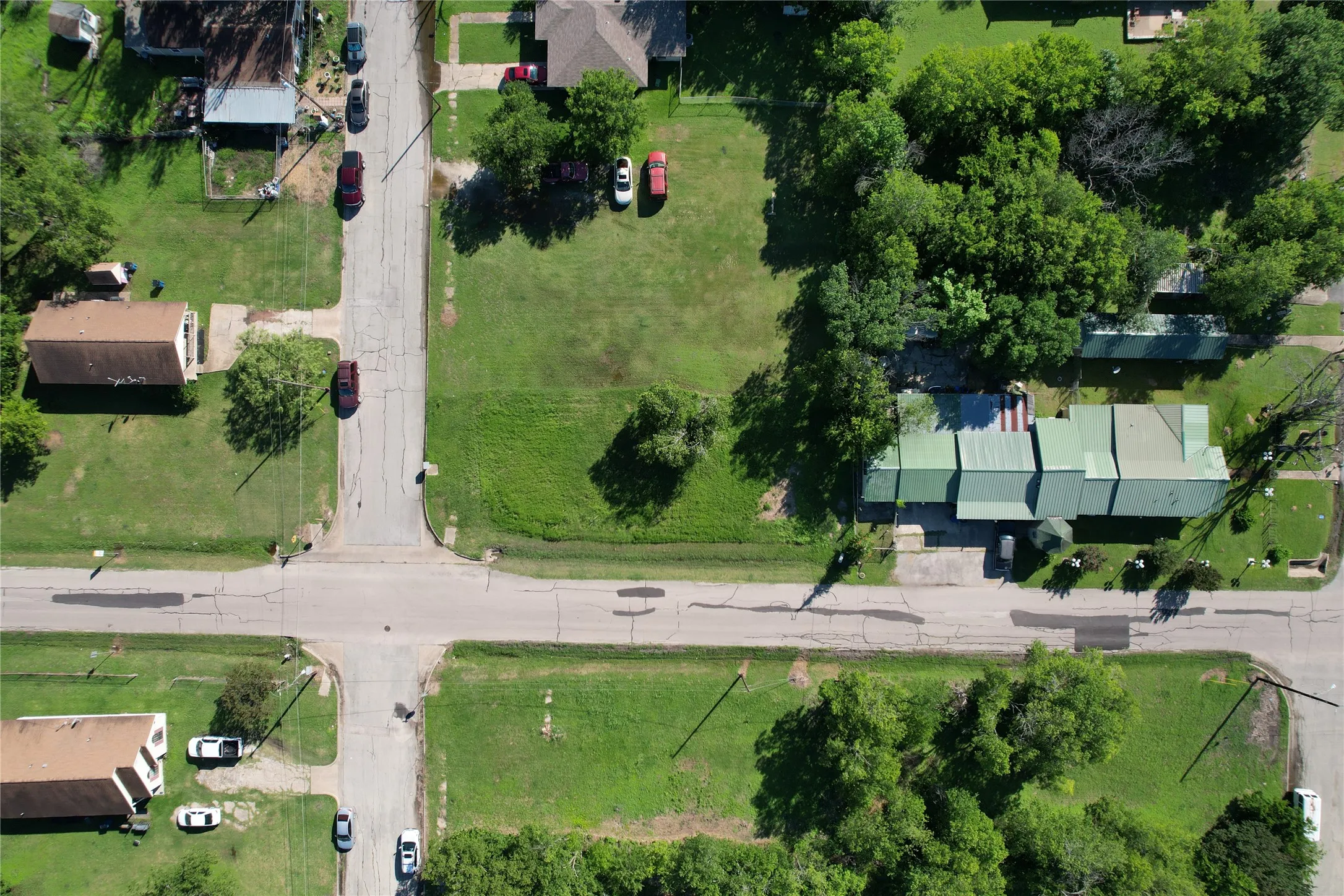 Unimproved Land For Sale in Navarro County , 1218 E 12th Avenue, Corsicana, Texas 75110, 0, 0, Garage spaces, 0 Sqft, built in 0, mls#21302470, Real Estate Agent in Corsicana, Homes For Sale in Navarro county, Homes For Sale in Corsicana, Realtor in Corsicana Texas, Real Estate Brokerage Independent Realty Texas, Luminita Cordes Realtor