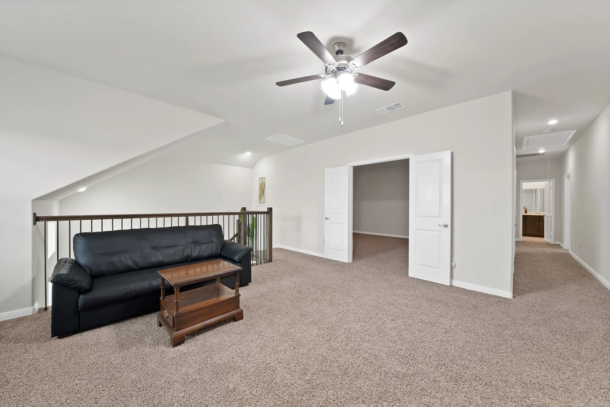 Single Family Residence For Sale in Denton County , 3813 Silver City Avenue, Aubrey, Texas 76227, 5 Bedroom, 4 Bathroom, 2 Garage spaces, 3,401 Sqft, built in 2023, mls#21300033, Real Estate Agent in Aubrey, Homes For Sale in Denton county, Homes For Sale in Aubrey, Realtor in Aubrey Texas, Real Estate Brokerage Independent Realty Texas, Luminita Cordes Realtor