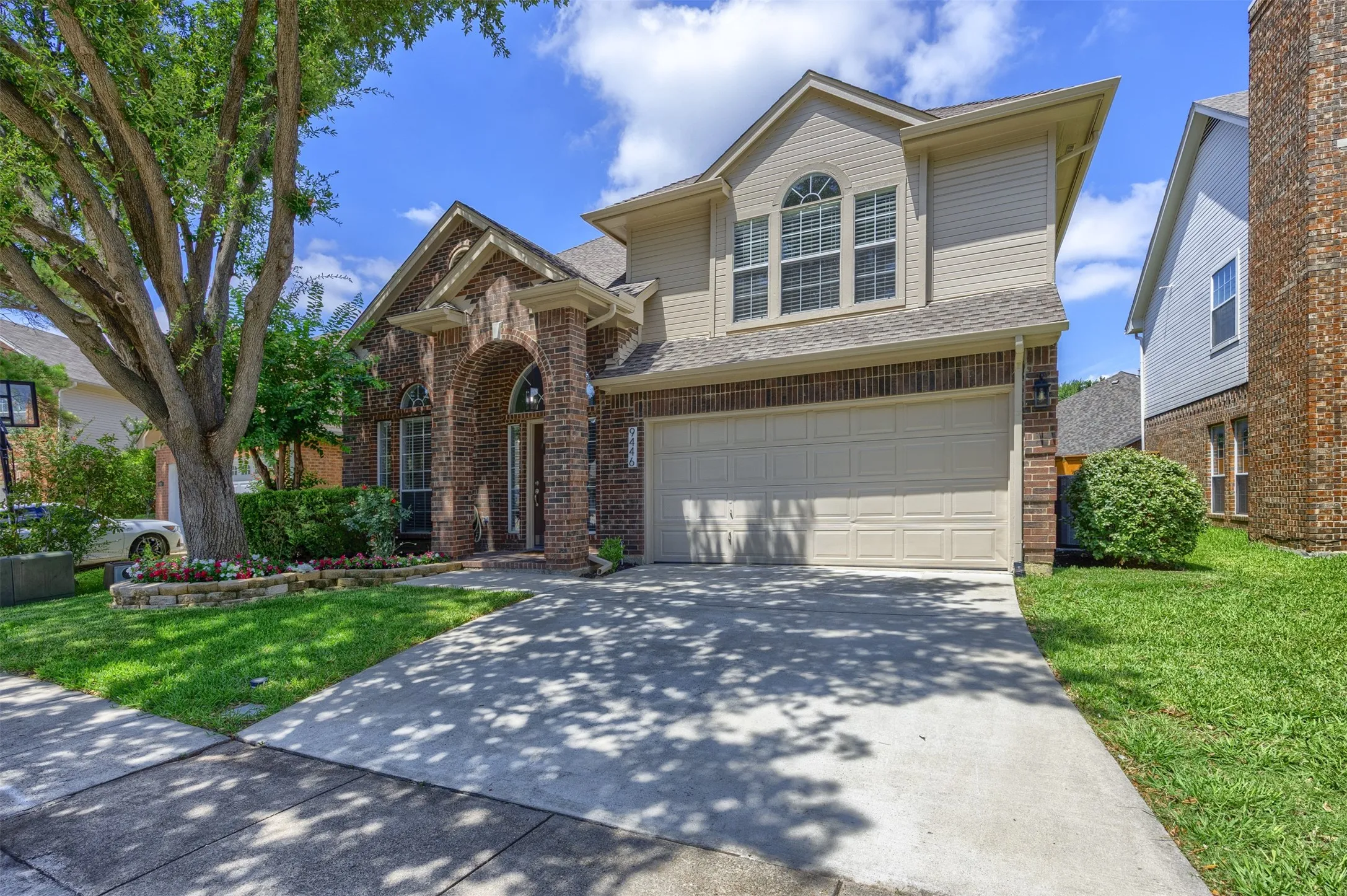 Single Family Residence For Sale in Dallas County , 9446 Abbey Road, Irving, Texas 75063, 3 Bedroom, 3 Bathroom, 2 Garage spaces, 2,539 Sqft, built in 1991, mls#21301094, Real Estate Agent in Irving, Homes For Sale in Dallas county, Homes For Sale in Irving, Realtor in Irving Texas, Real Estate Brokerage Independent Realty Texas, Luminita Cordes Realtor