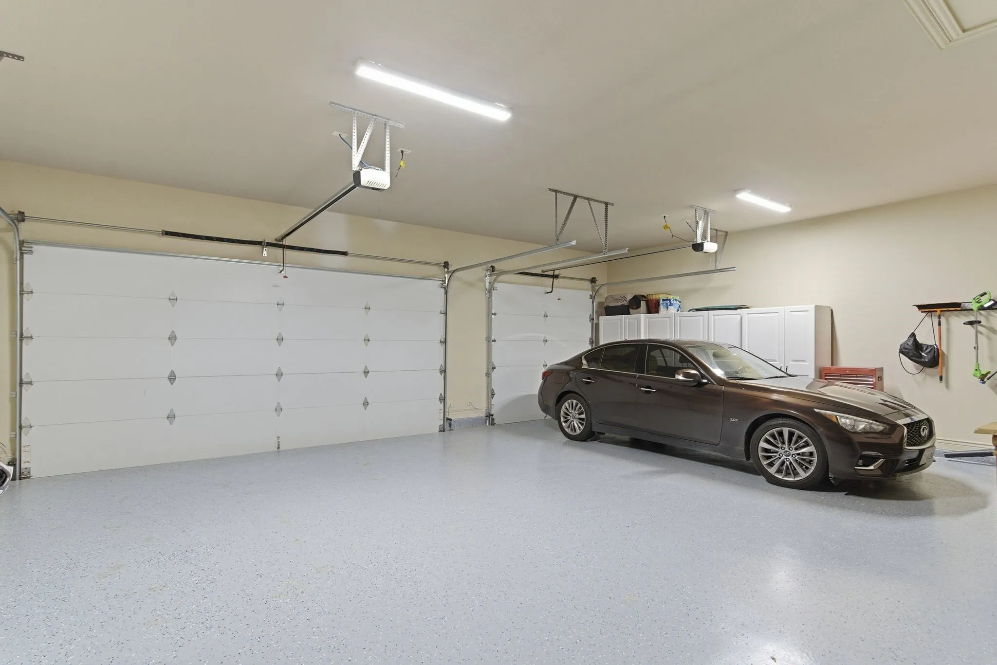 full 3 car garage