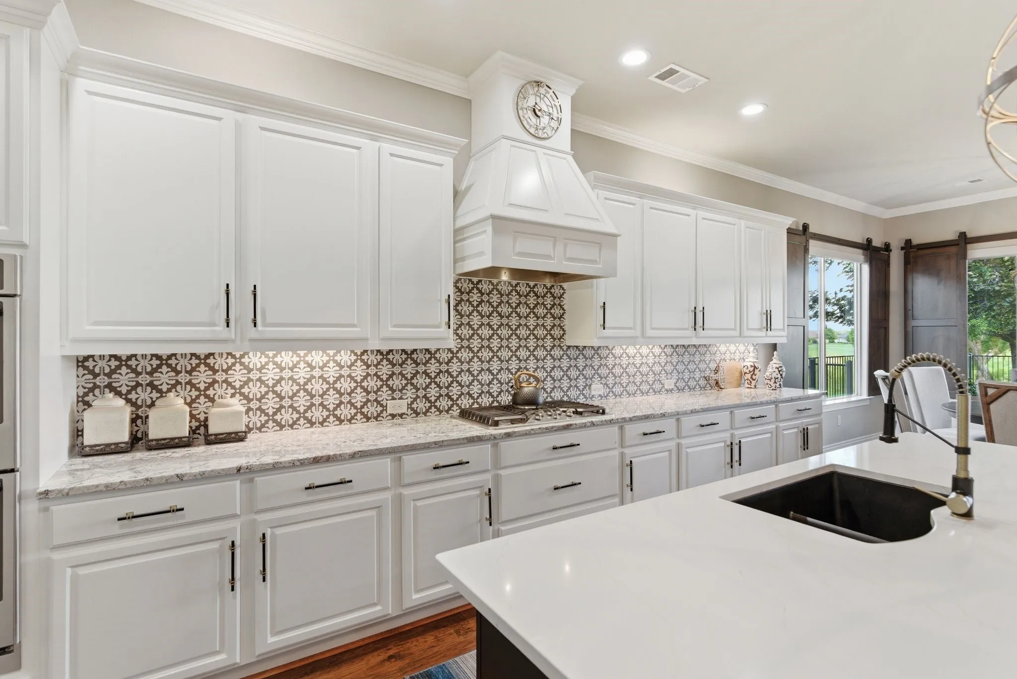 Single Family Residence For Sale in Denton County , 8713 Gardenia Drive, Denton, Texas 76207, 2 Bedroom, 3 Bathroom, 3 Garage spaces, 2,952 Sqft, built in 2015, mls#21258049, Real Estate Agent in Denton, Homes For Sale in Denton county, Homes For Sale in Denton, Realtor in Denton Texas, Real Estate Brokerage Independent Realty Texas, Luminita Cordes Realtor
