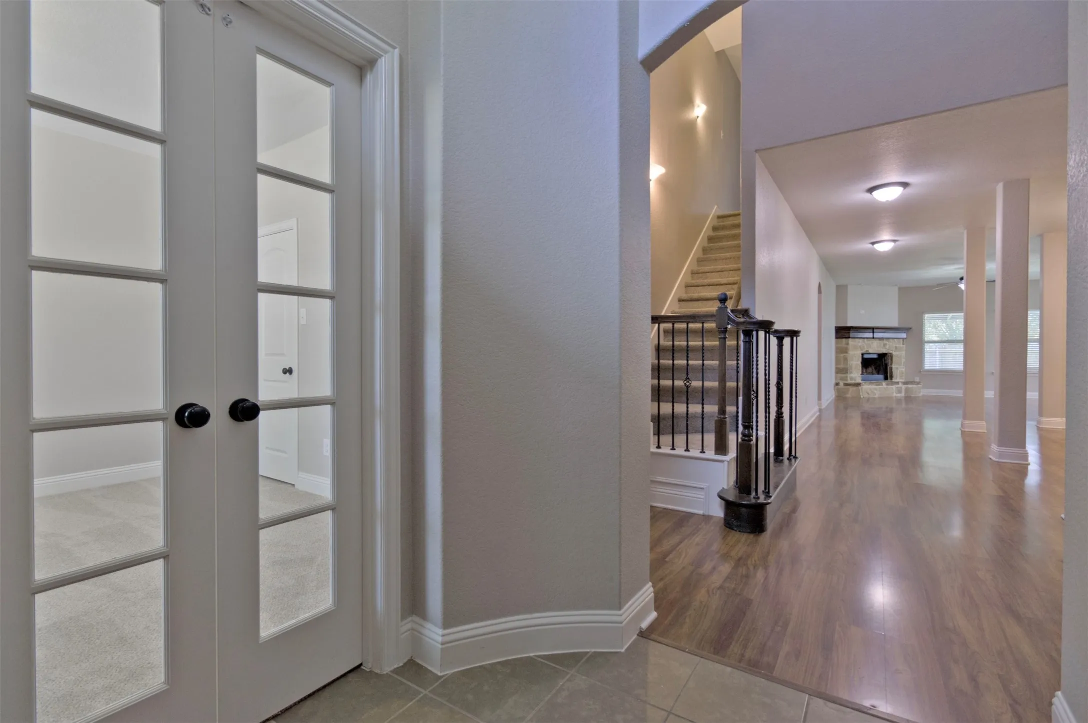 Single Family Residence For Sale in Ellis County , 210 Debbie Way, Red Oak, Texas 75154, 5 Bedroom, 3 Bathroom, 2 Garage spaces, 3,261 Sqft, built in 2015, mls#21291405, Real Estate Agent in Red Oak, Homes For Sale in Ellis county, Homes For Sale in Red Oak, Realtor in Red Oak Texas, Real Estate Brokerage Independent Realty Texas, Luminita Cordes Realtor